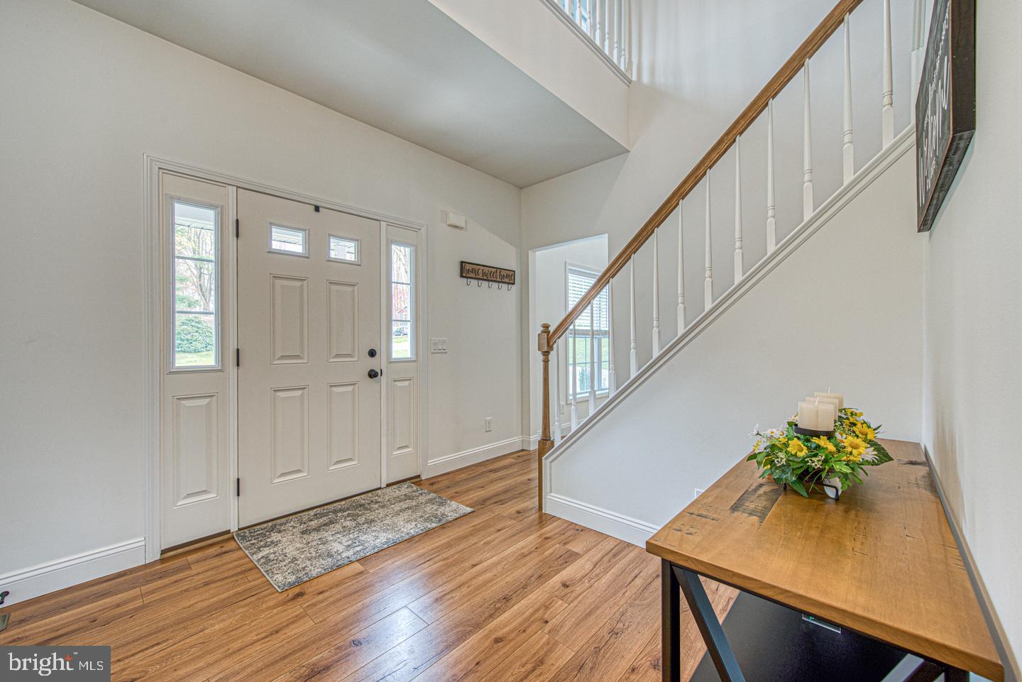 COLONIAL WOODS - Residential