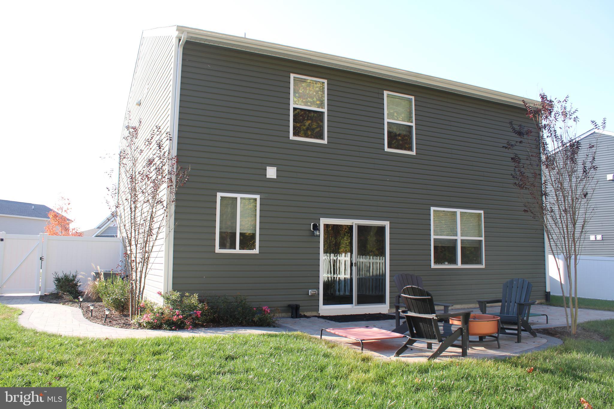 HUNTER'S CREST - Residential