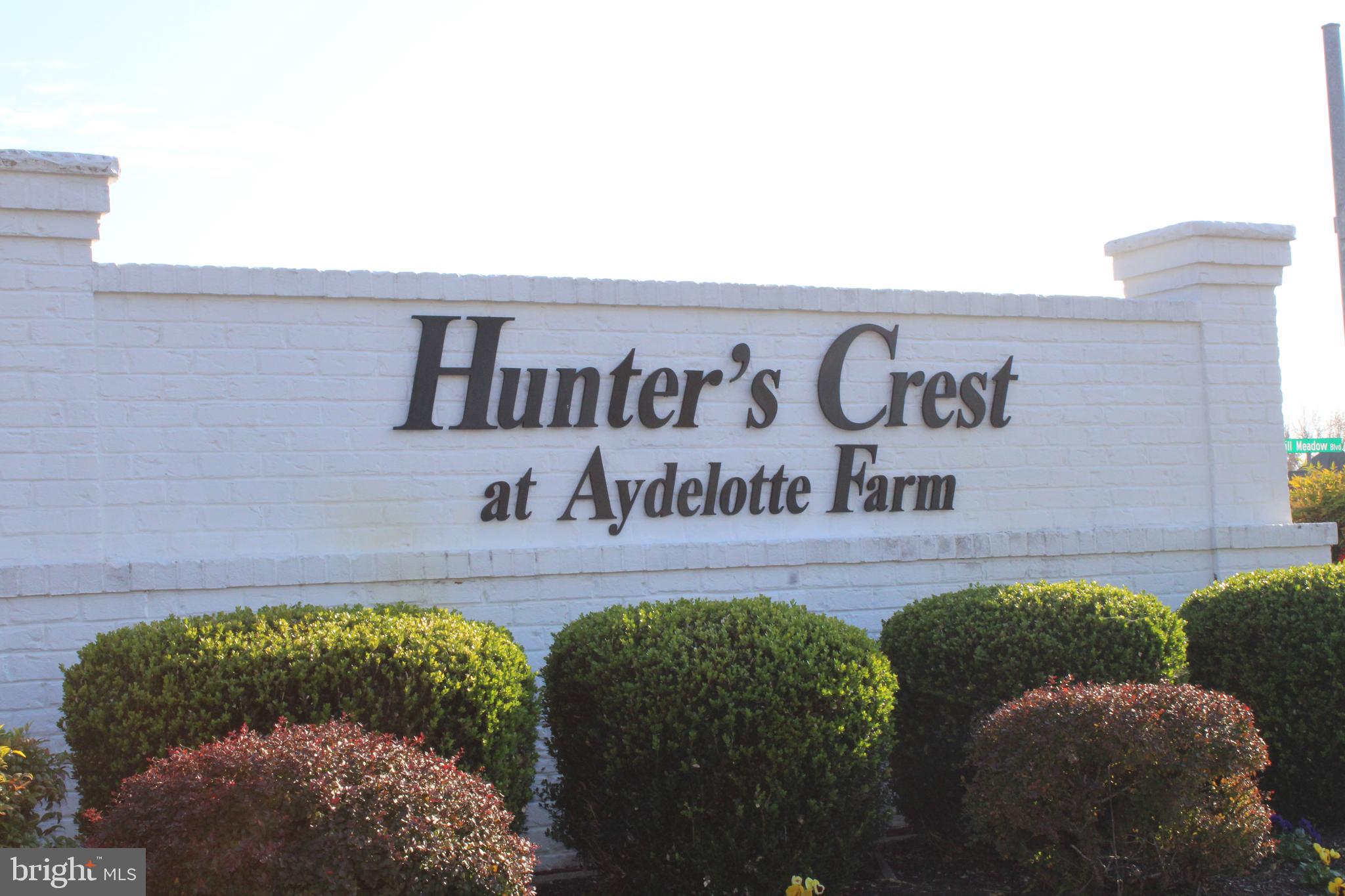 HUNTER'S CREST - Residential