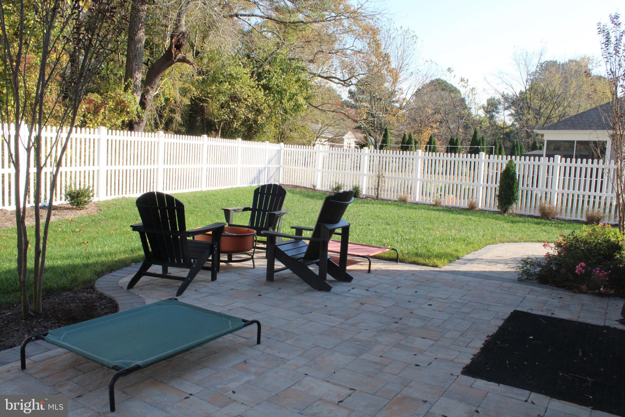 HUNTER'S CREST - Residential