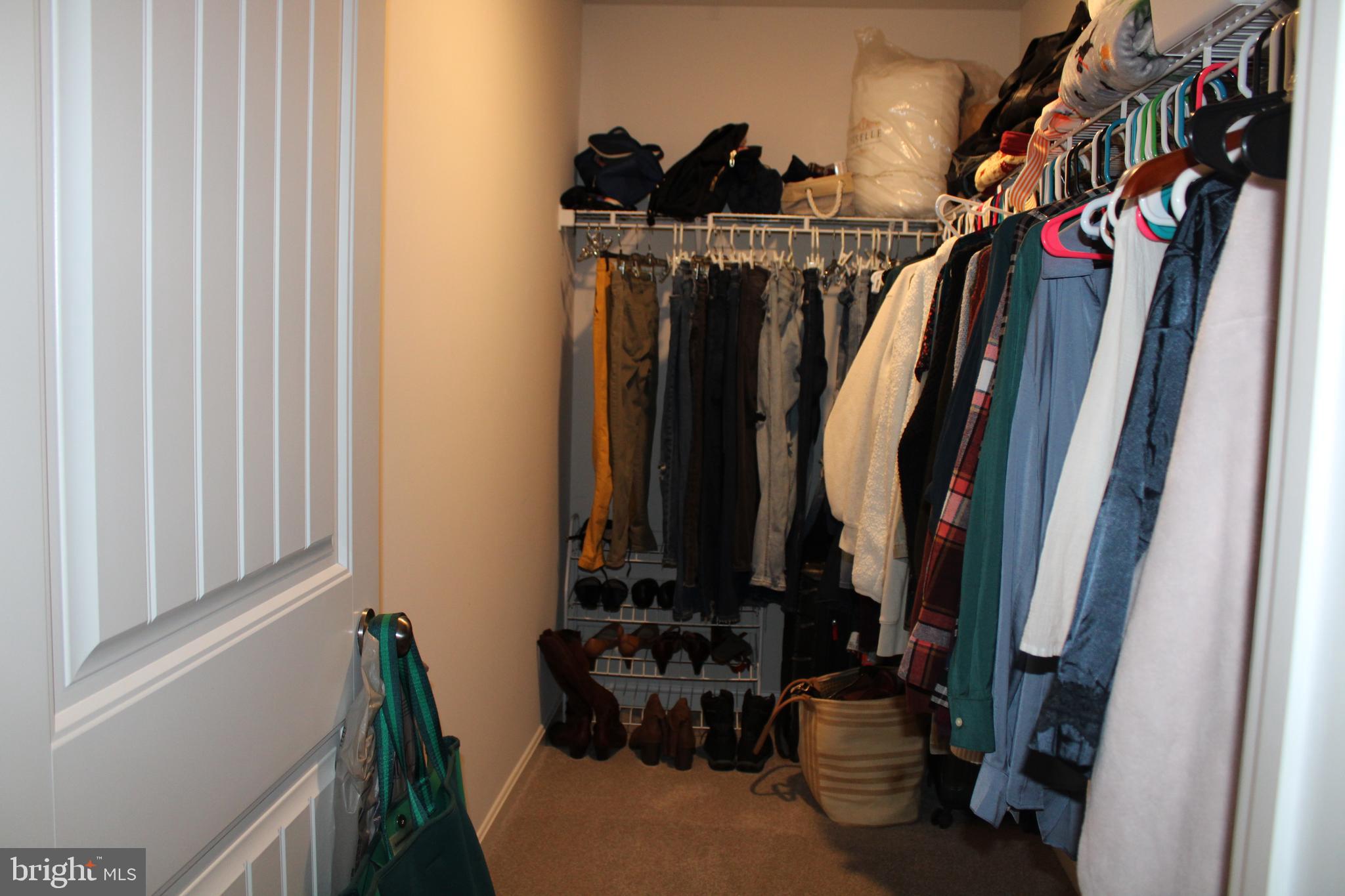 HUNTER'S CREST - Residential