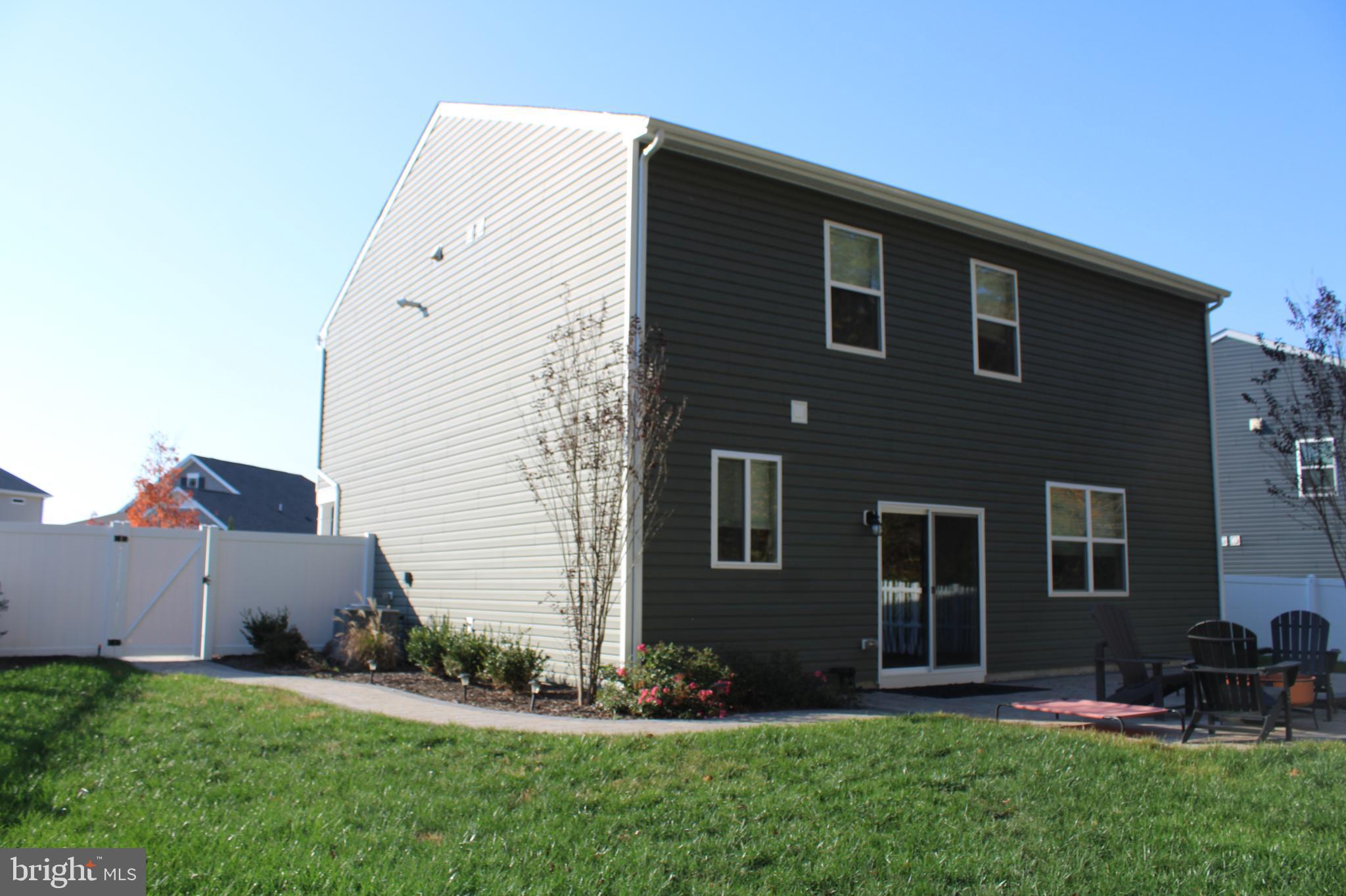 HUNTER'S CREST - Residential