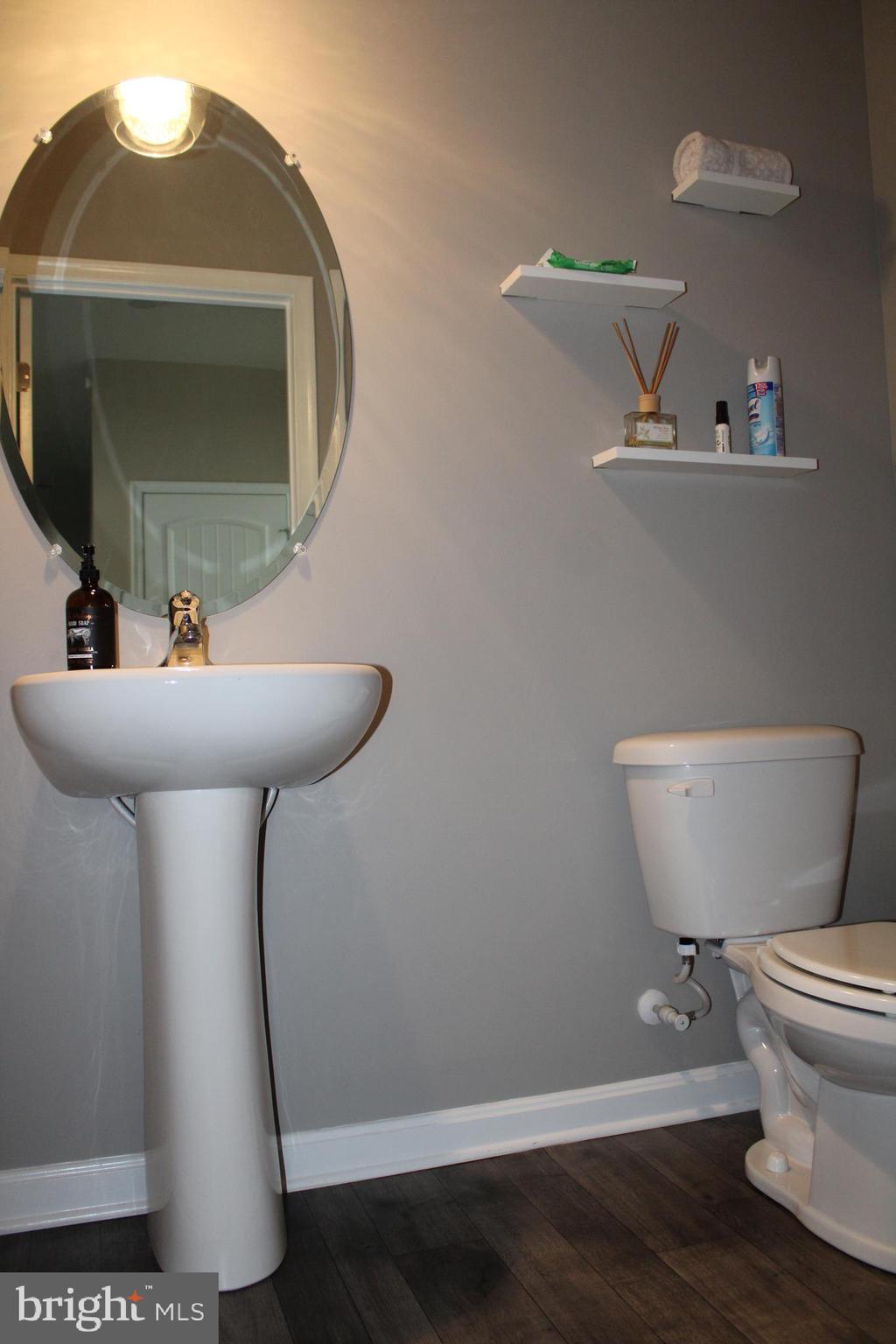 HUNTER'S CREST - Residential