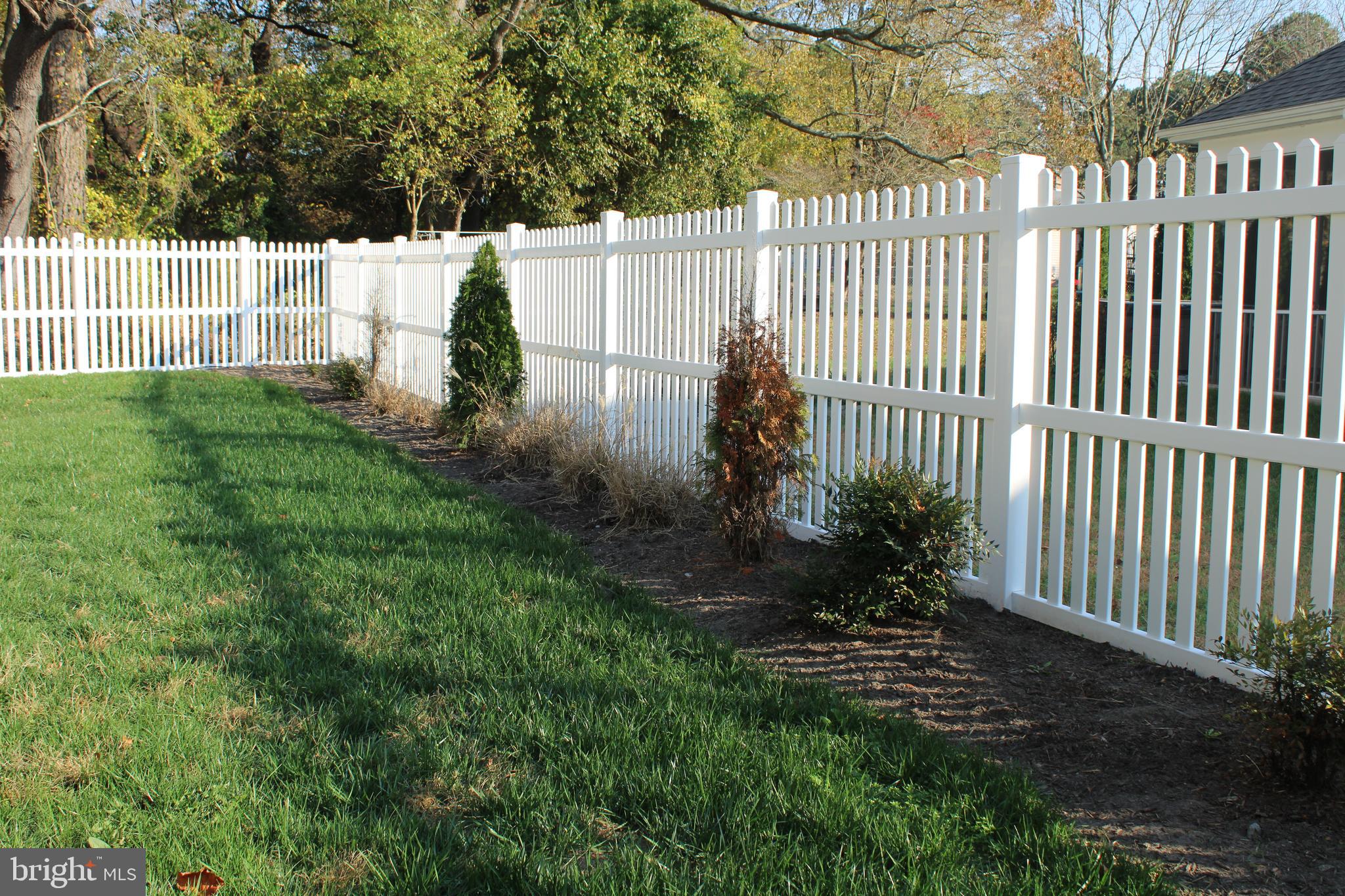 HUNTER'S CREST - Residential