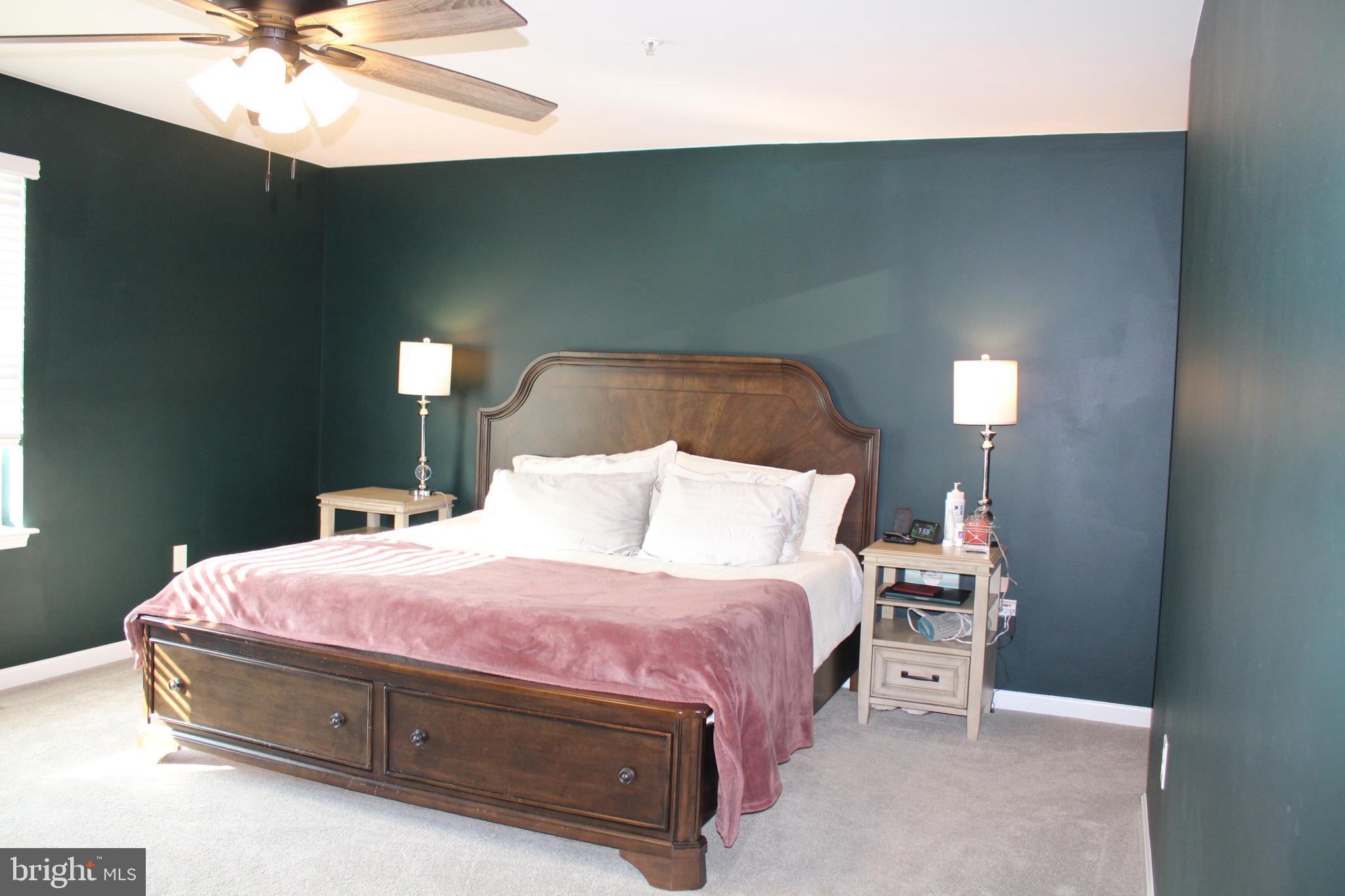 HUNTER'S CREST - Residential