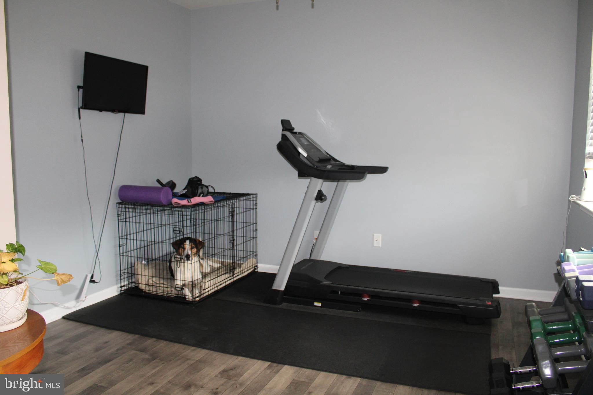 HUNTER'S CREST - Residential