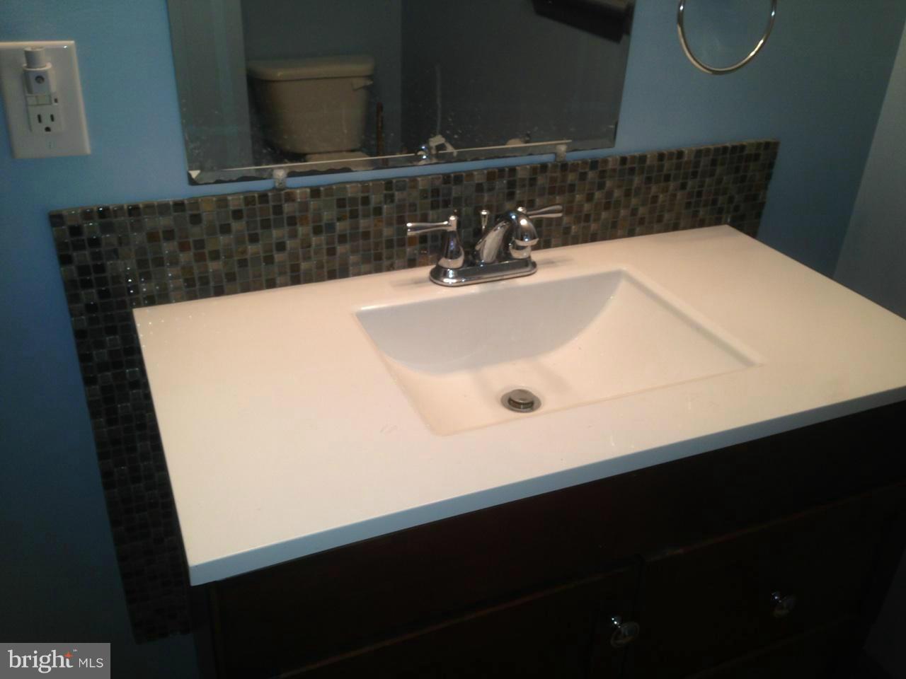 CHESTER HARBOR - Residential