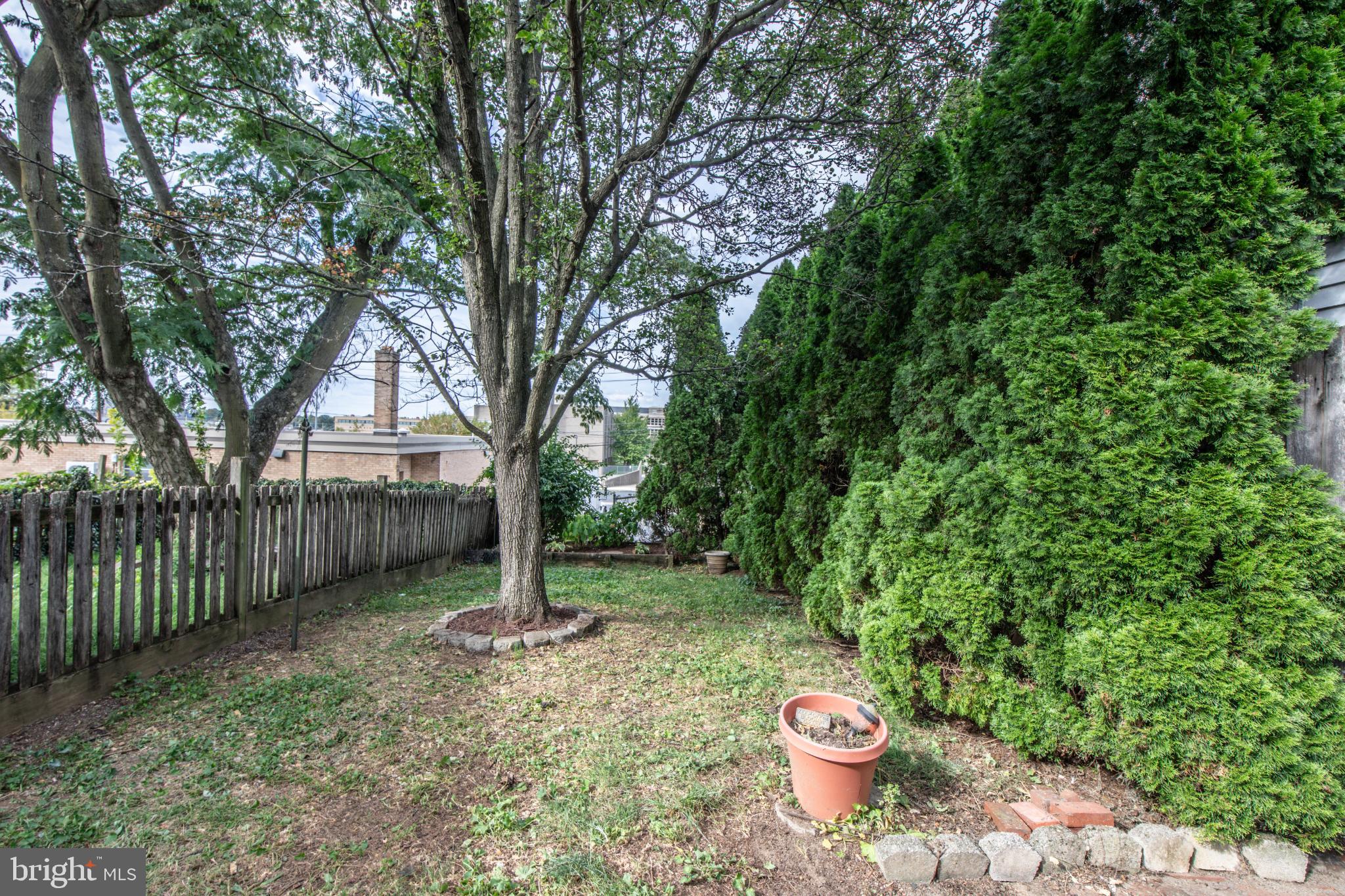 NOT IN A DEVELOP. - Residential