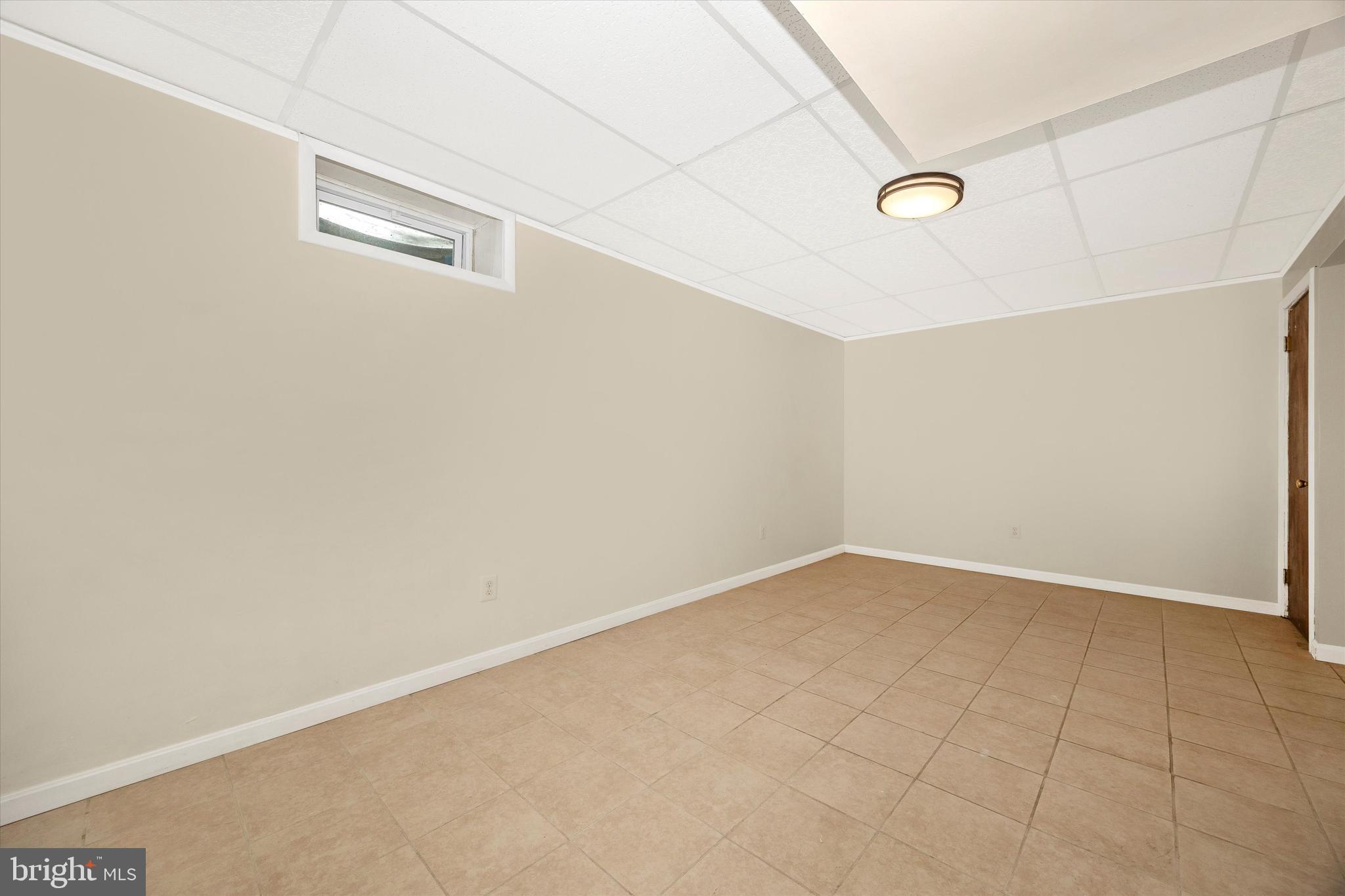 AMBER MEADOWS - Residential