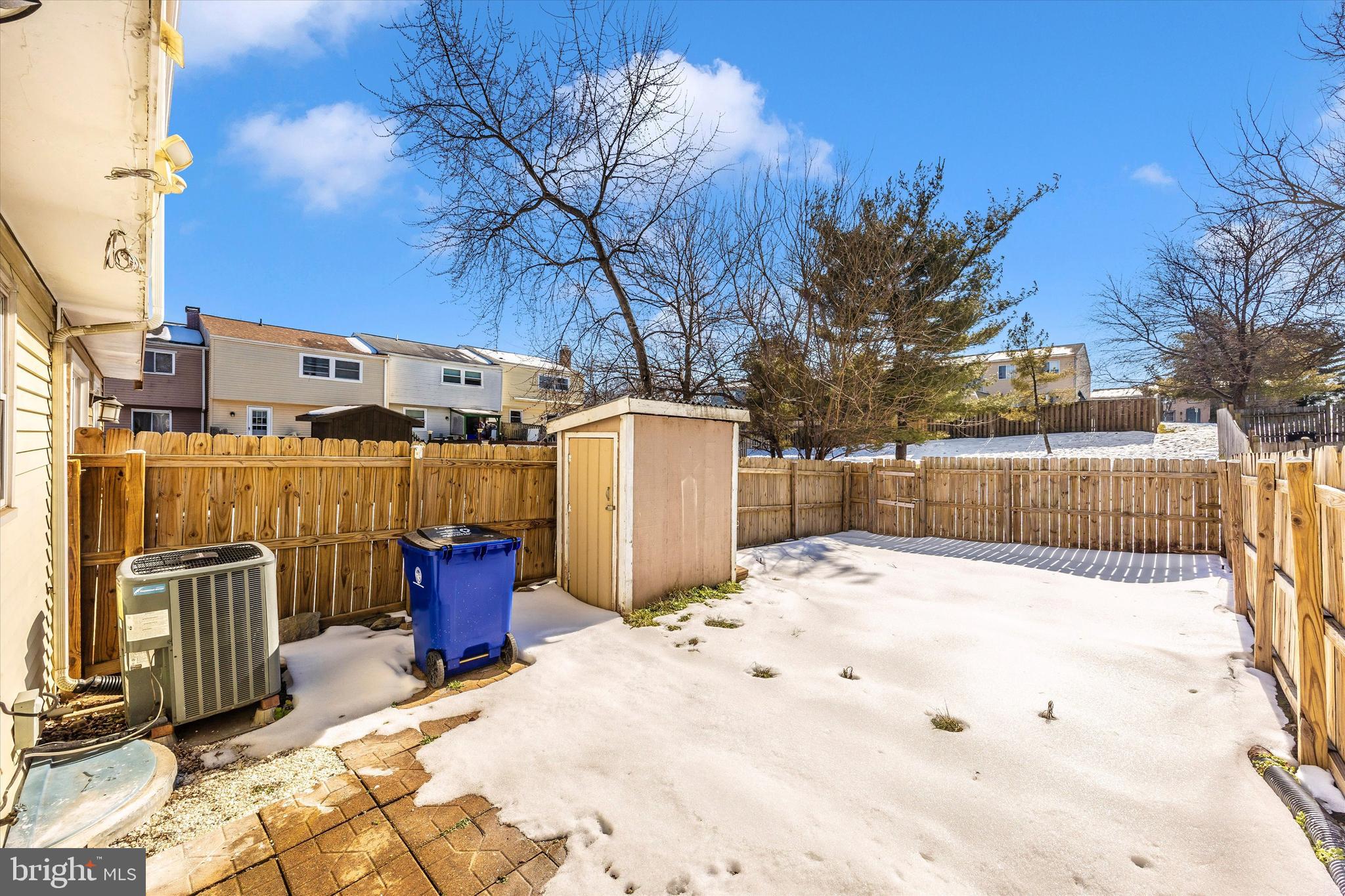 AMBER MEADOWS - Residential