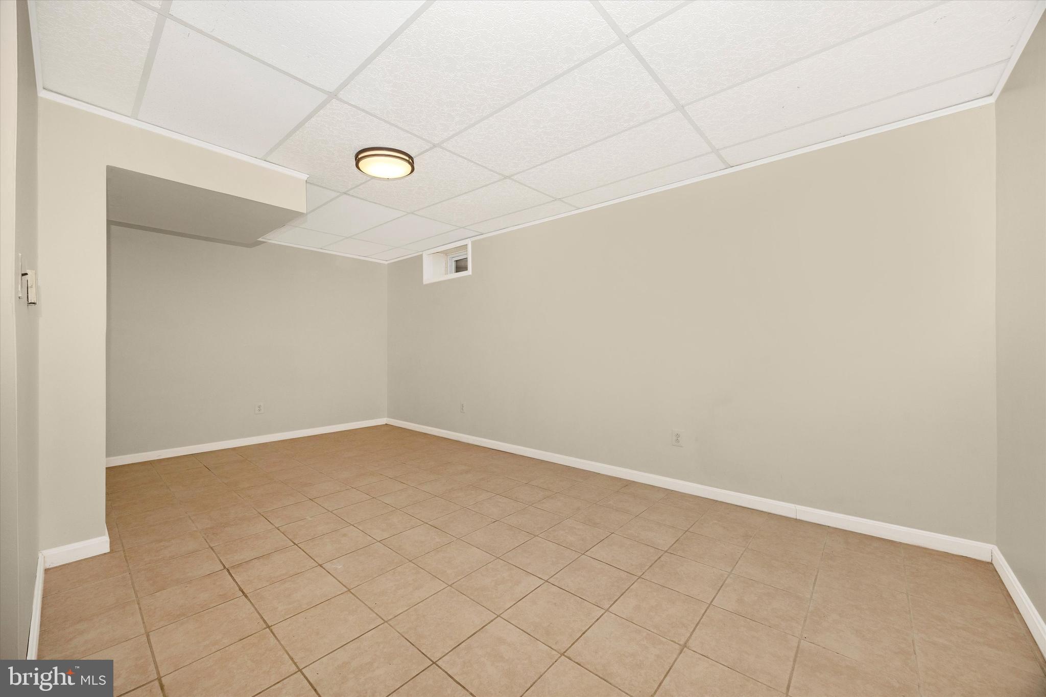 AMBER MEADOWS - Residential