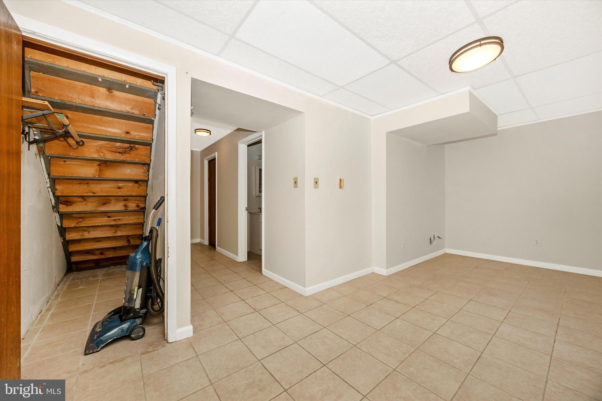 AMBER MEADOWS - Residential