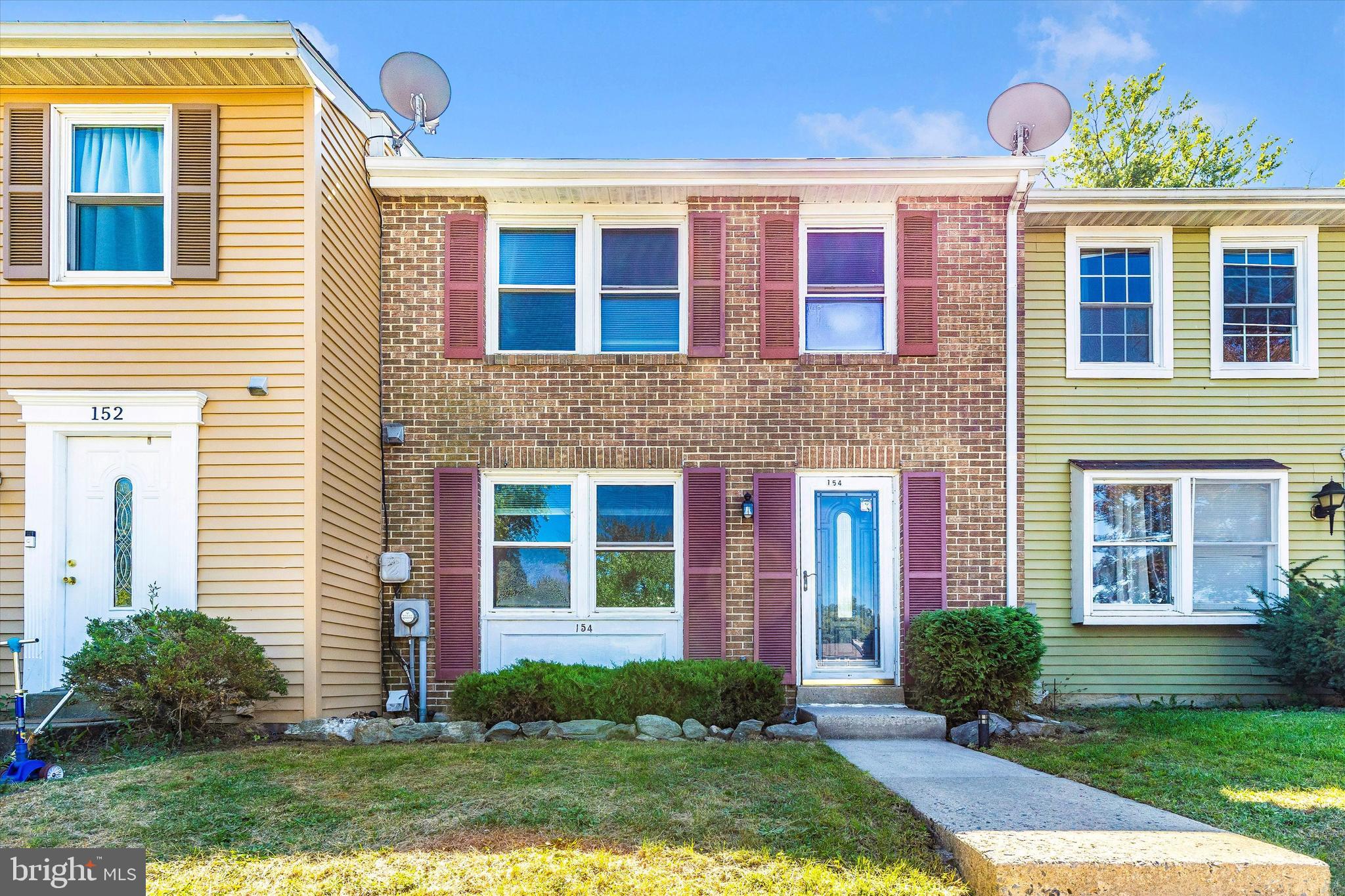 AMBER MEADOWS - Residential