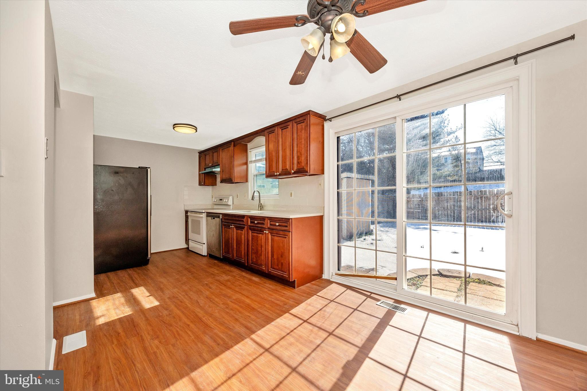 AMBER MEADOWS - Residential