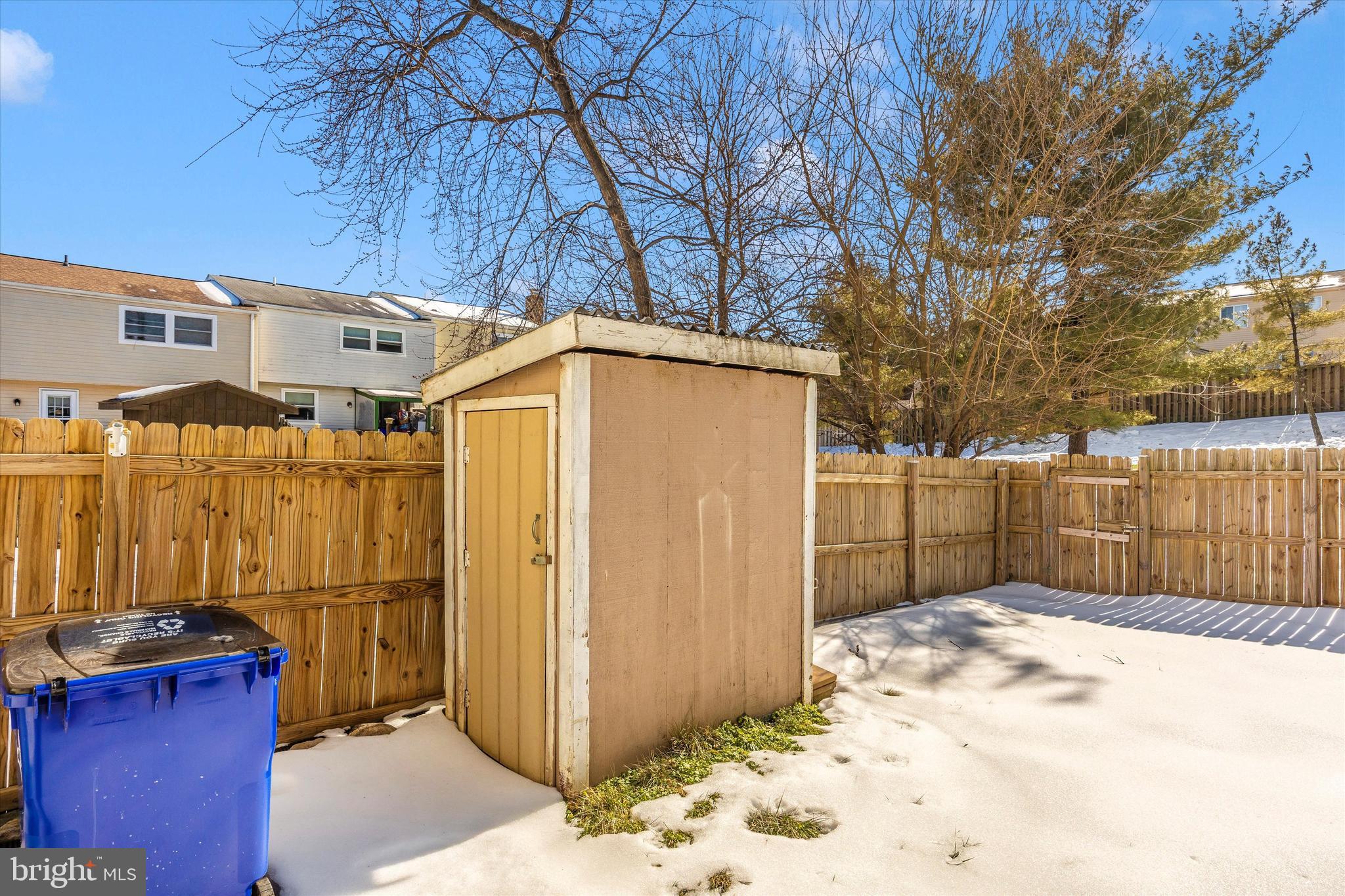 AMBER MEADOWS - Residential