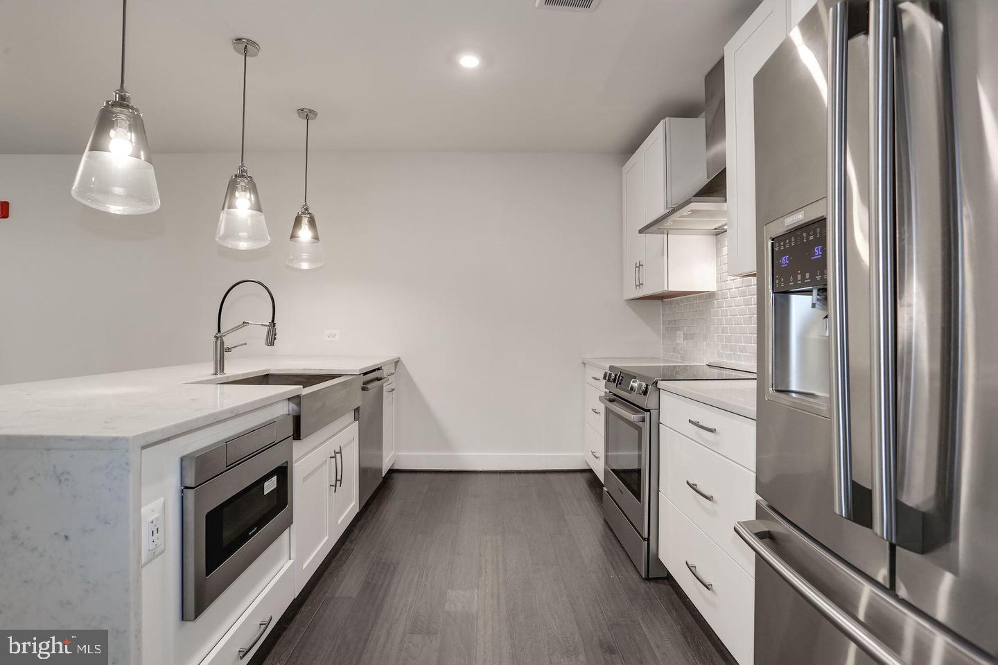 1411 KEY BOULEVARD 106