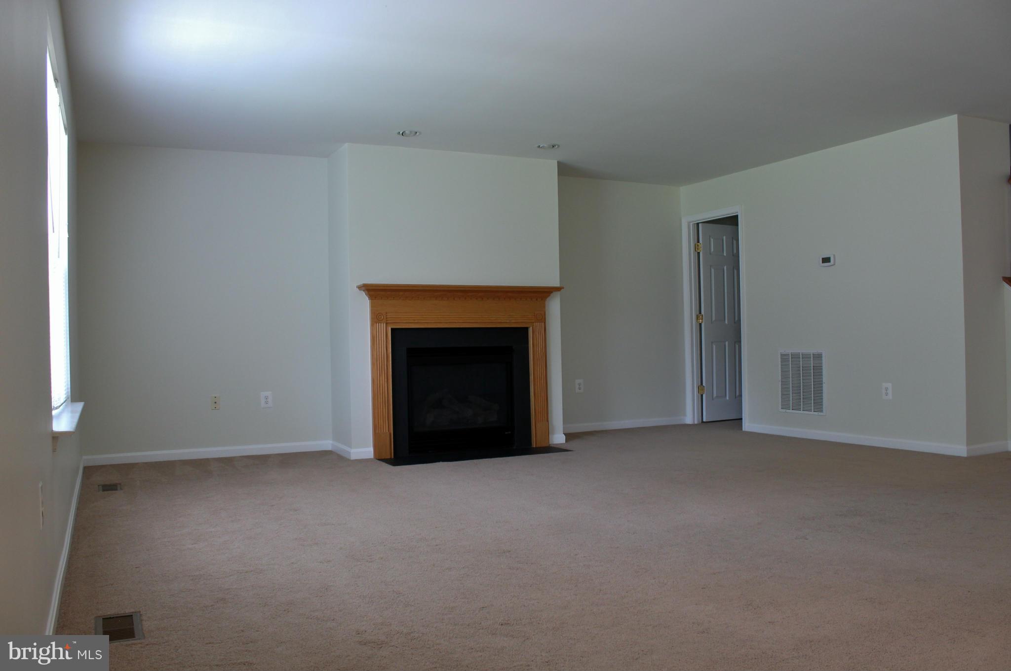 ENGLAND RUN NORTH - Residential Lease