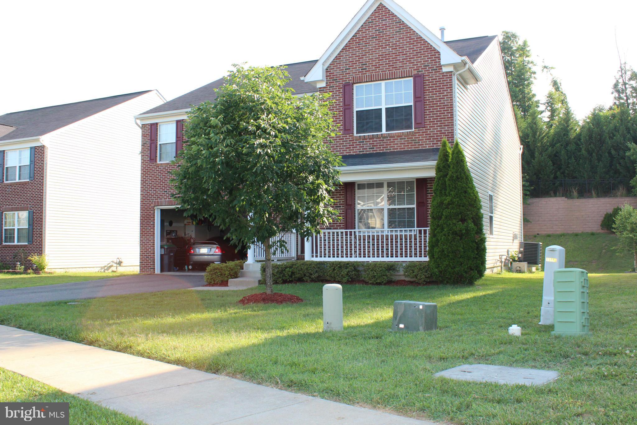 ENGLAND RUN NORTH - Residential Lease