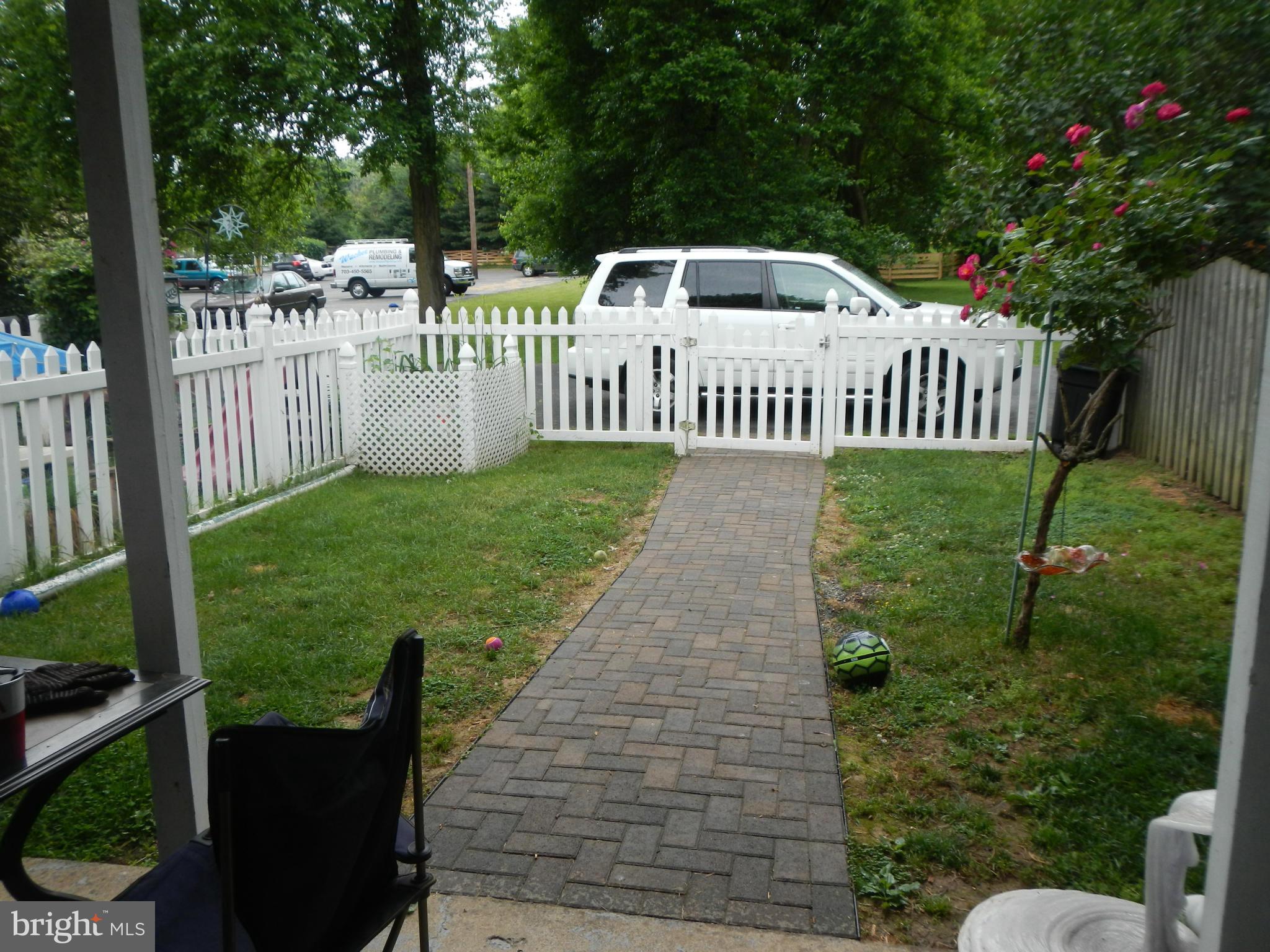 ROCK SPRING - Residential Lease