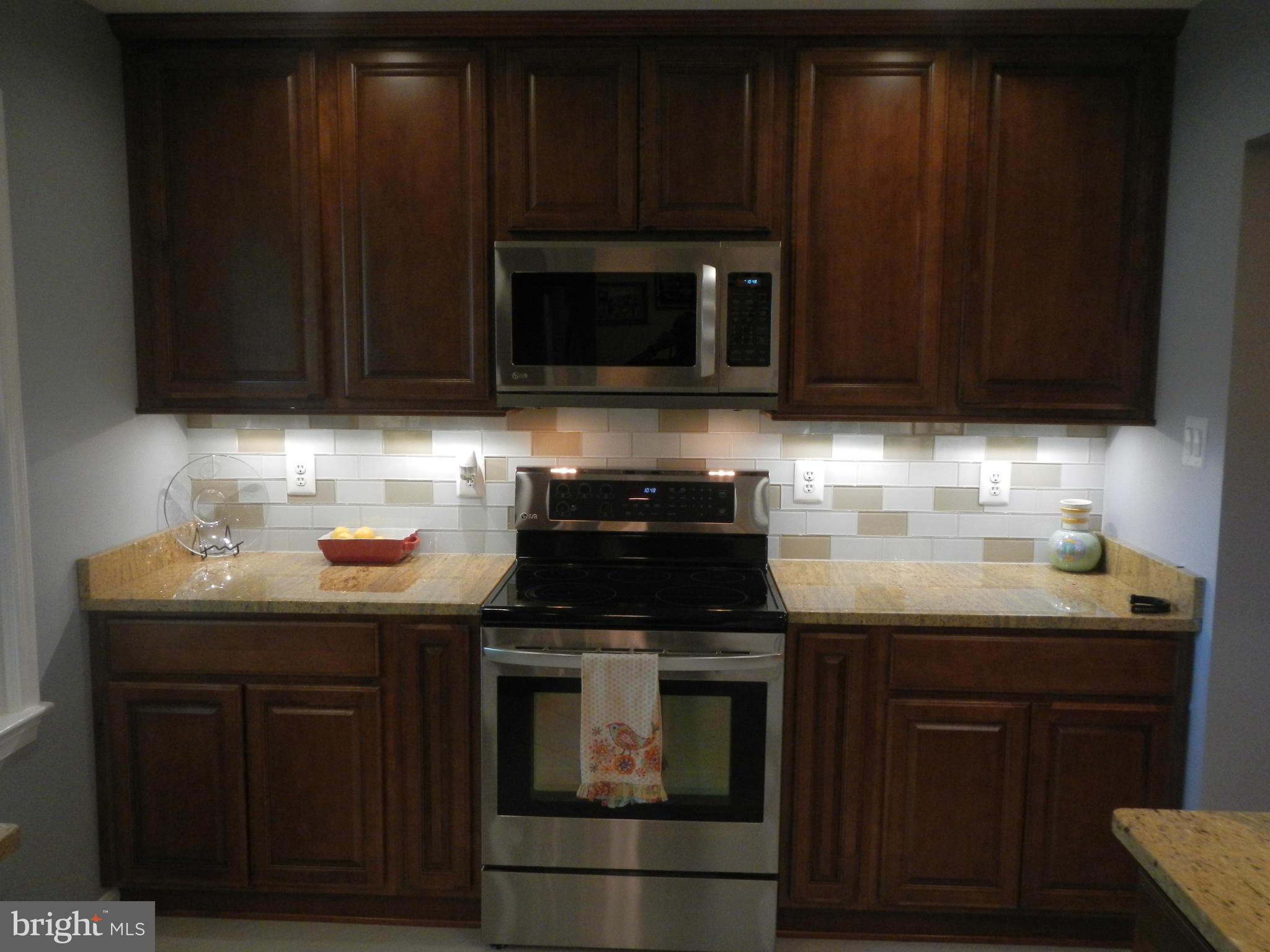 ROCK SPRING - Residential Lease