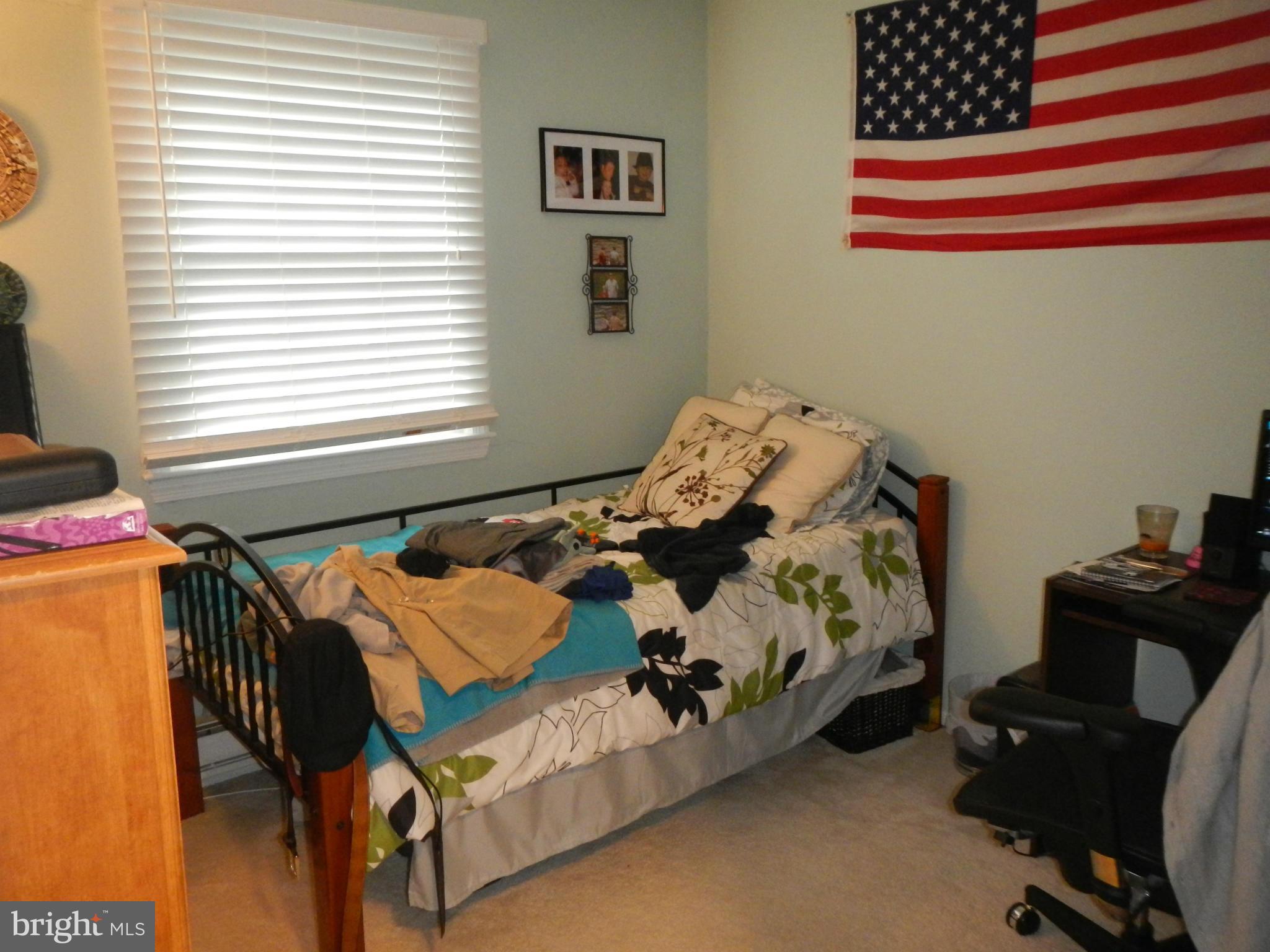 ROCK SPRING - Residential Lease