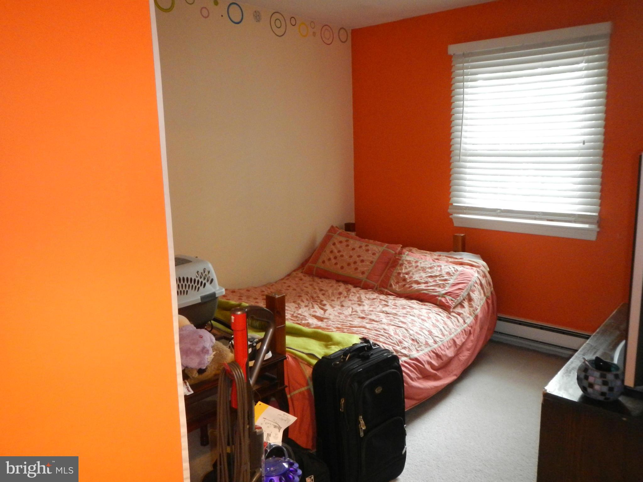 ROCK SPRING - Residential Lease