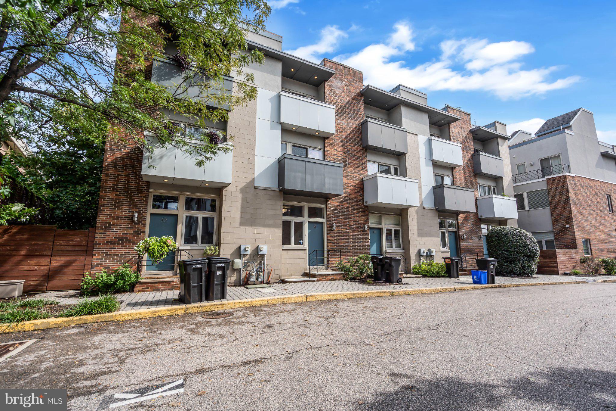 412 N FRONT STREET 31