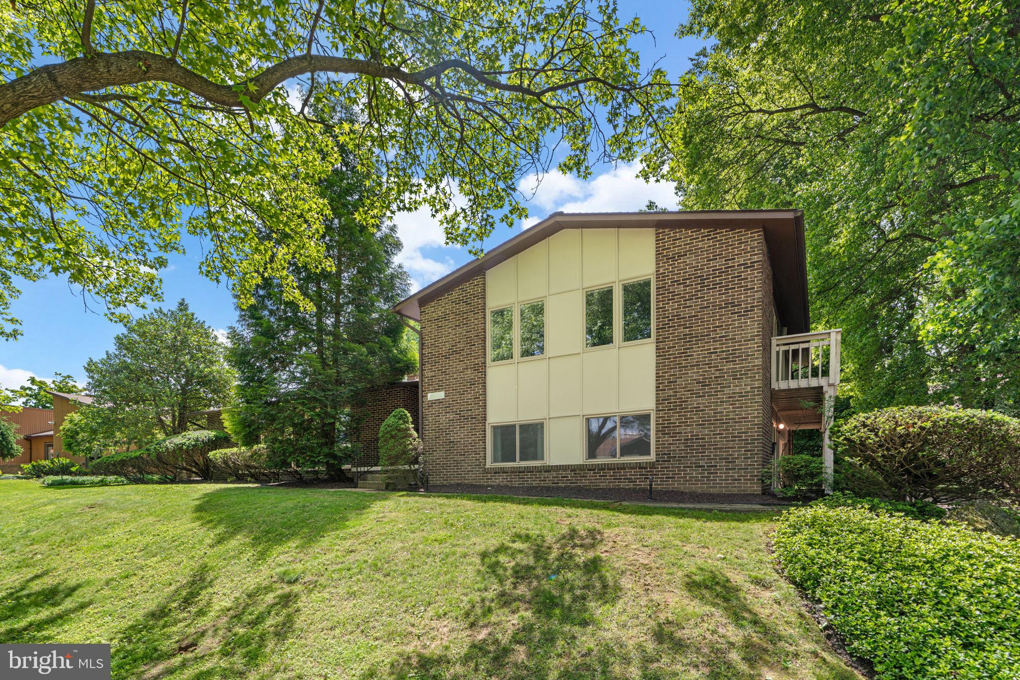 11111 WILLOW BOTTOM DRIVE