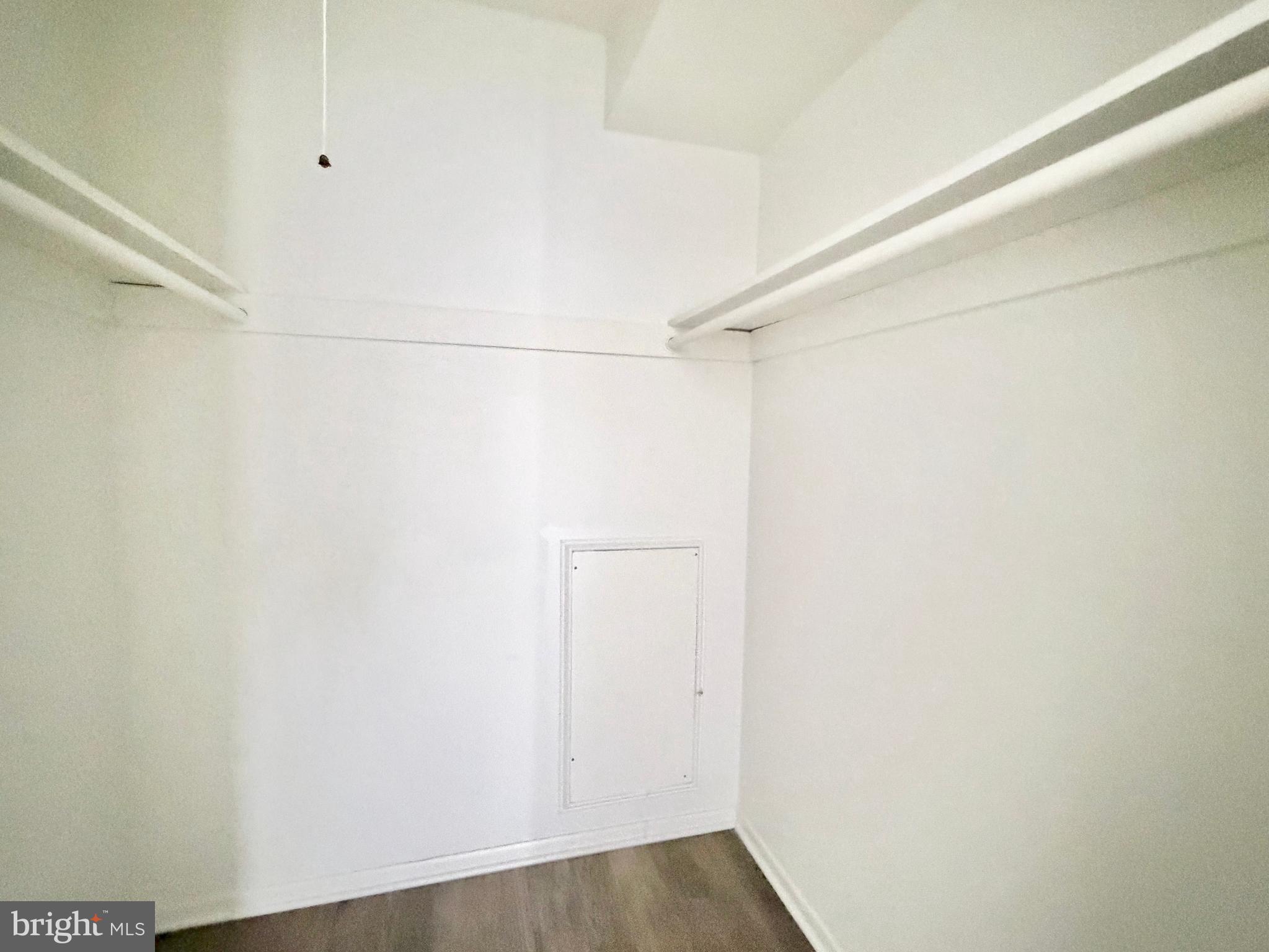 WOODBURN VILLAGE - Residential