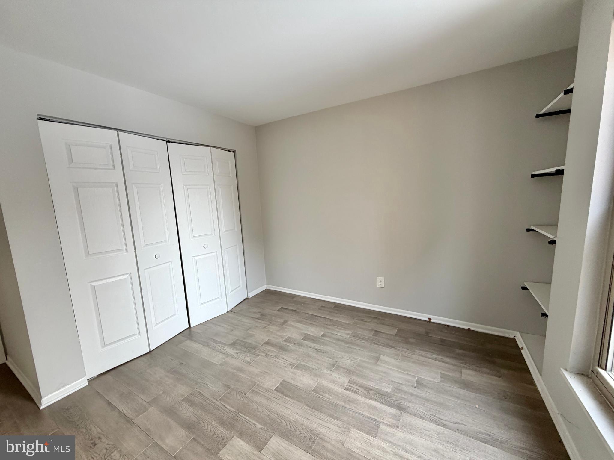 WOODBURN VILLAGE - Residential