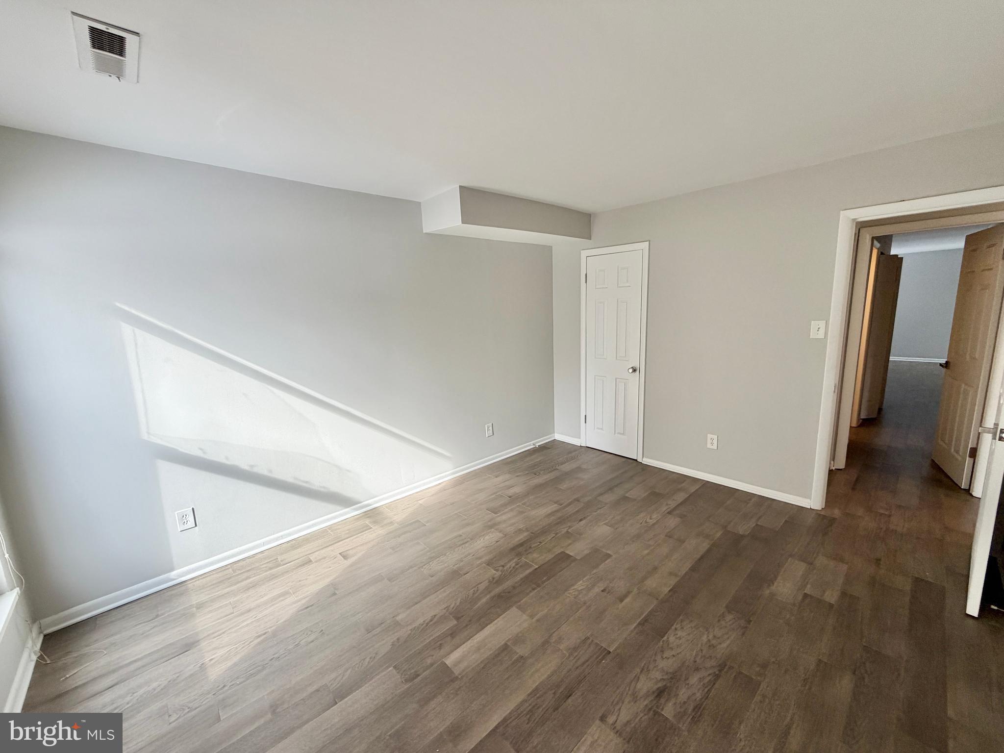 WOODBURN VILLAGE - Residential