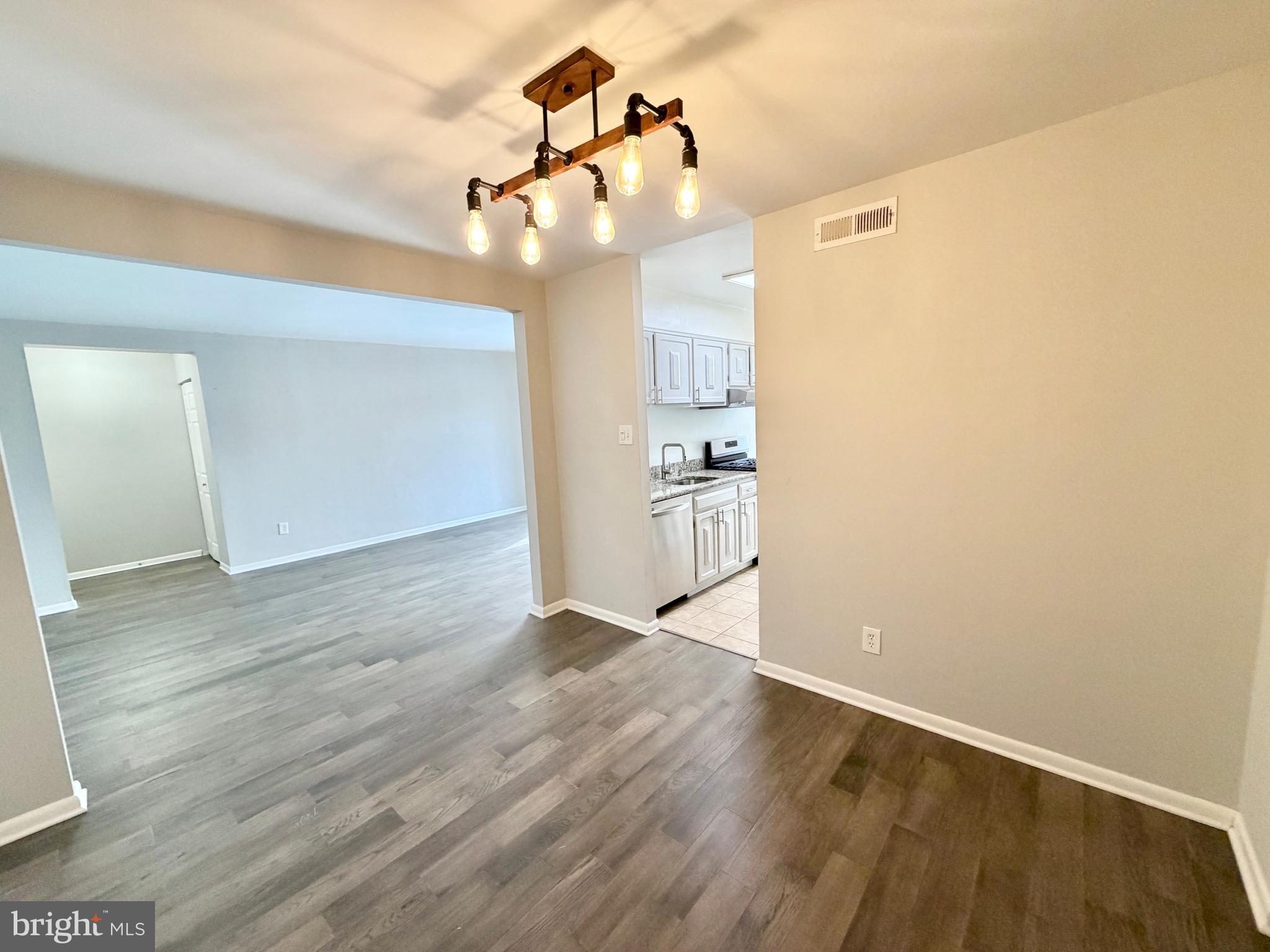 WOODBURN VILLAGE - Residential