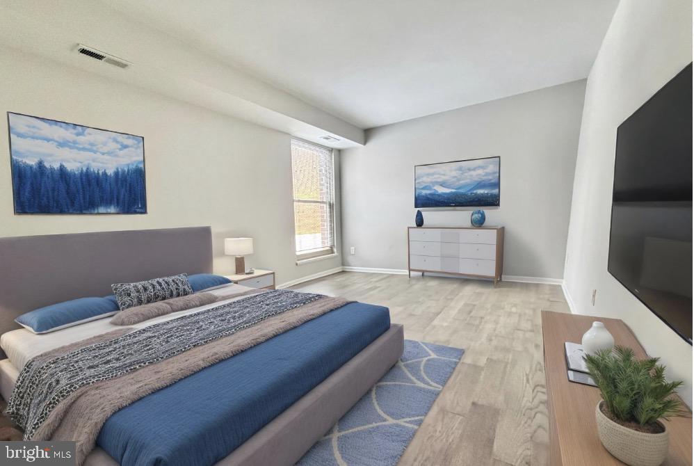 WOODBURN VILLAGE - Residential