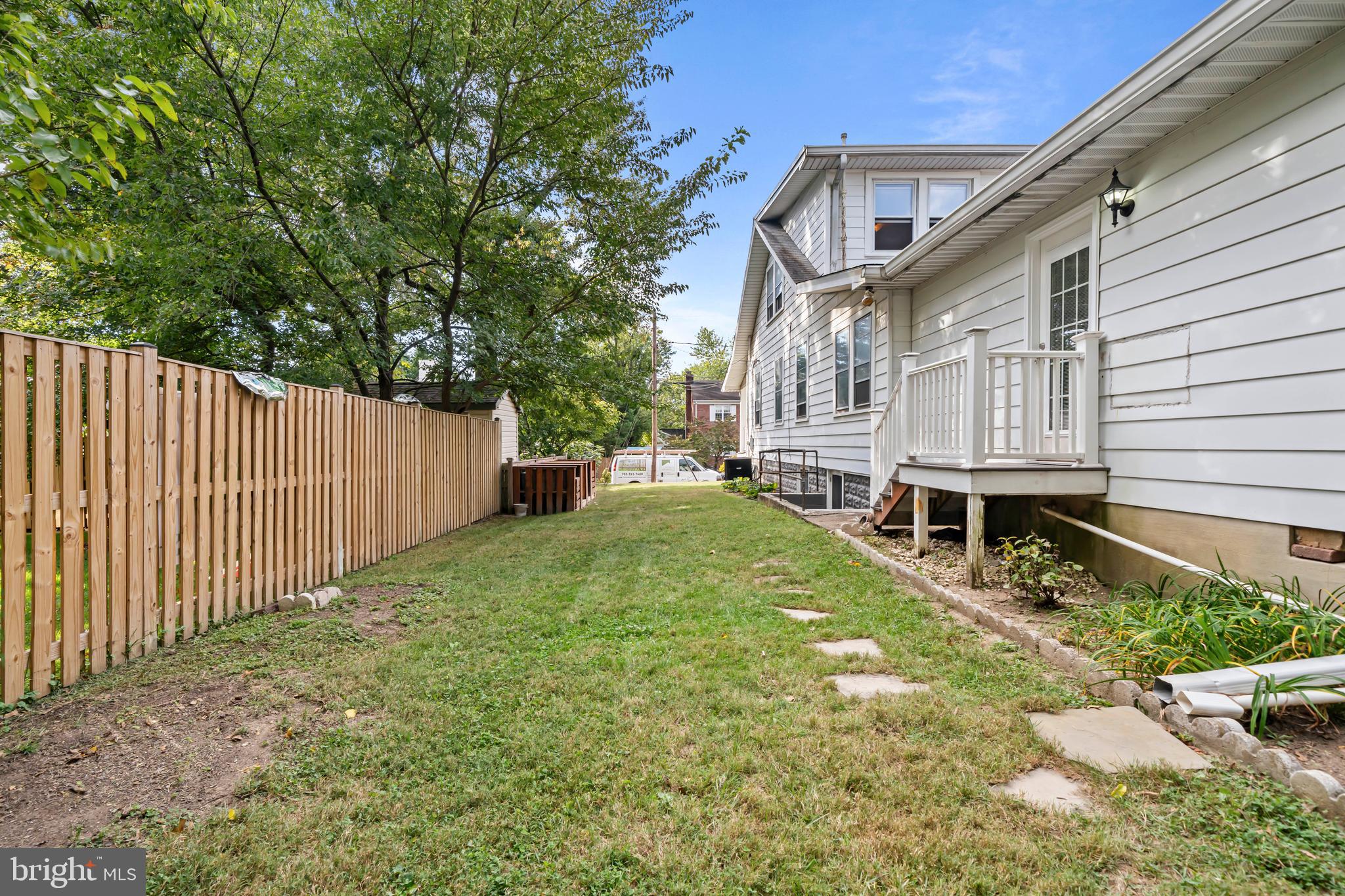 CLARENDON - Residential