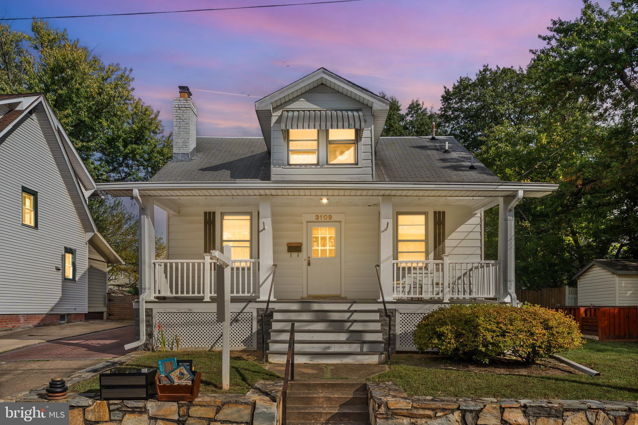 CLARENDON - Residential