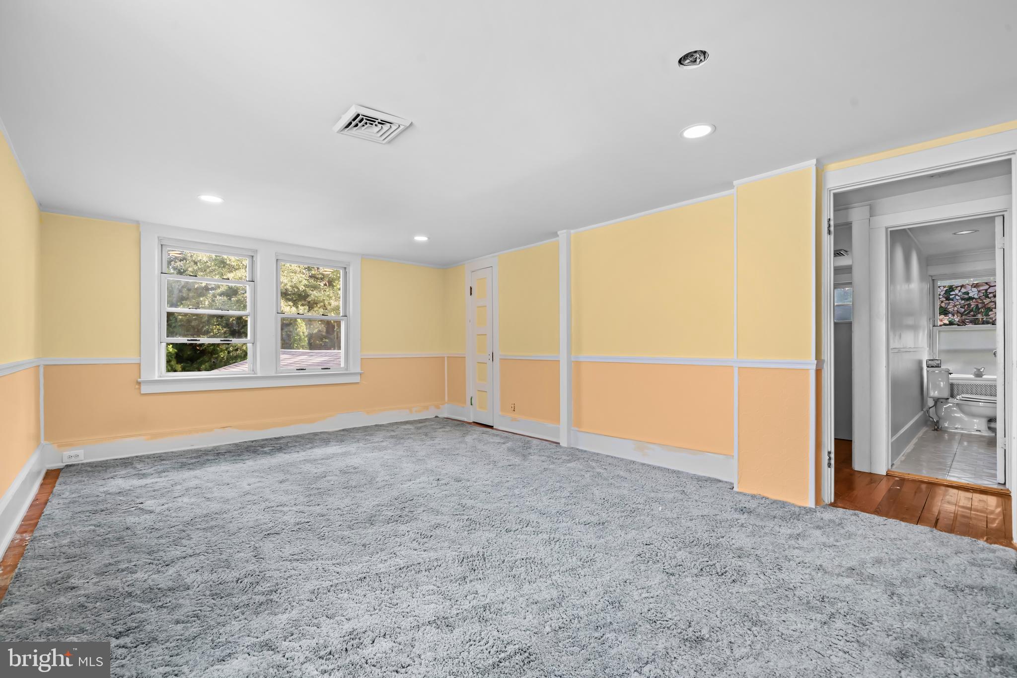 CLARENDON - Residential