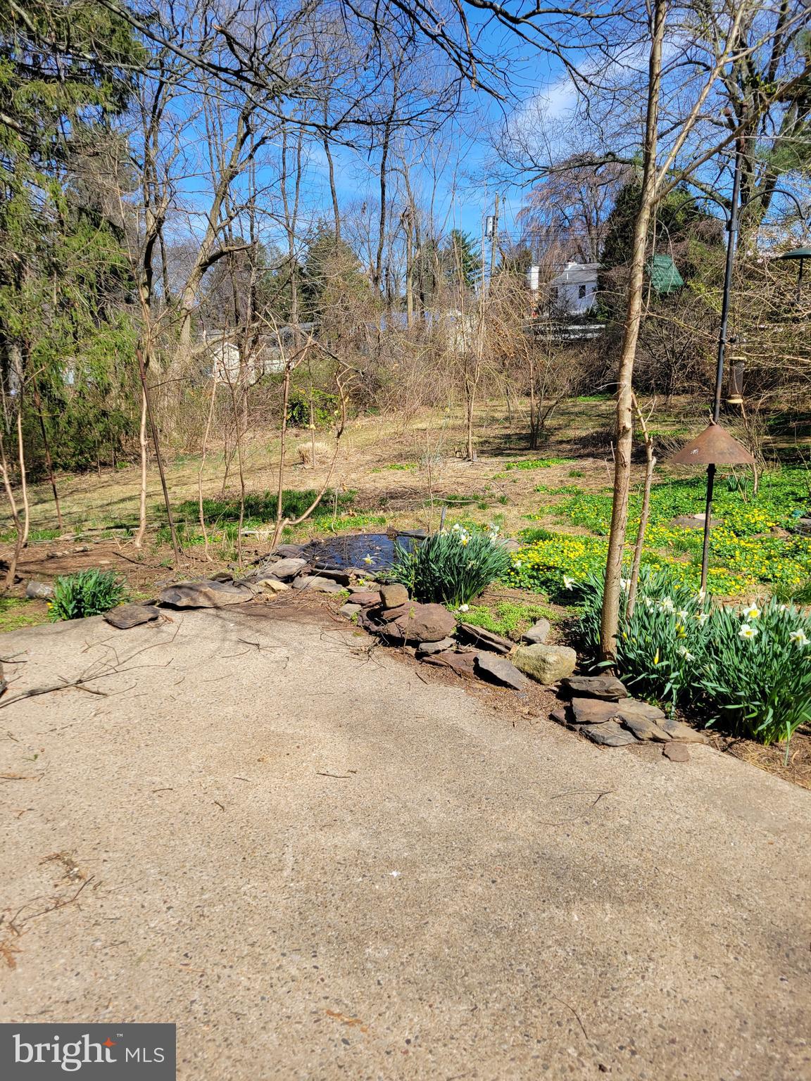 HUNTINGDON WOODS - Residential