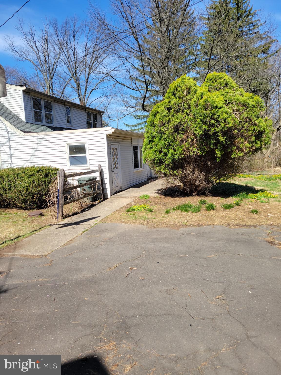 HUNTINGDON WOODS - Residential