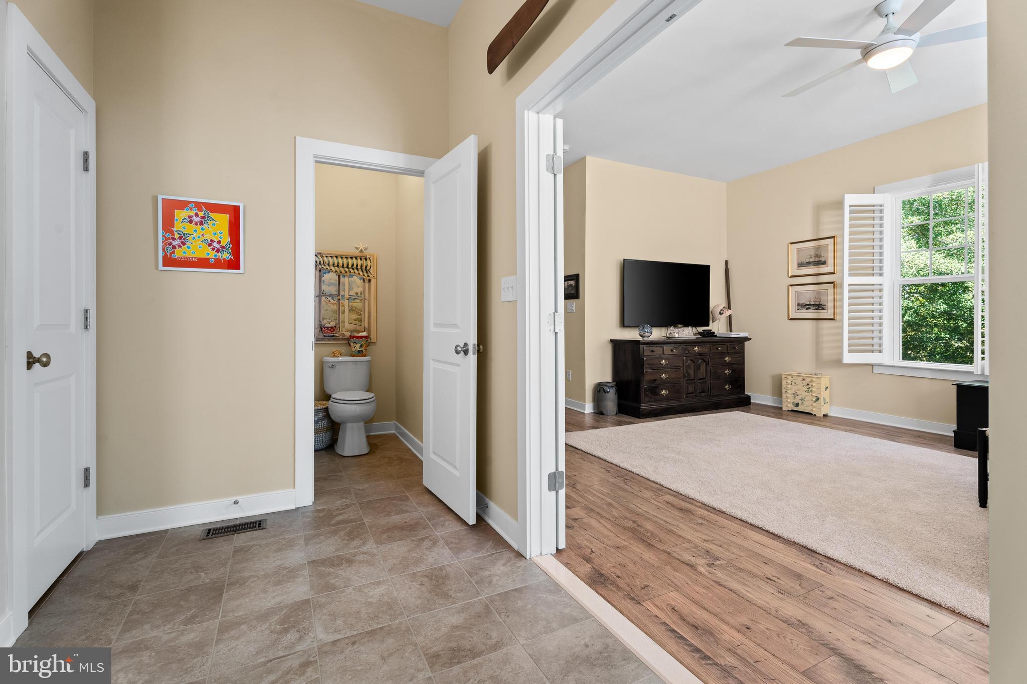 JOHNSONS GLADE - Residential