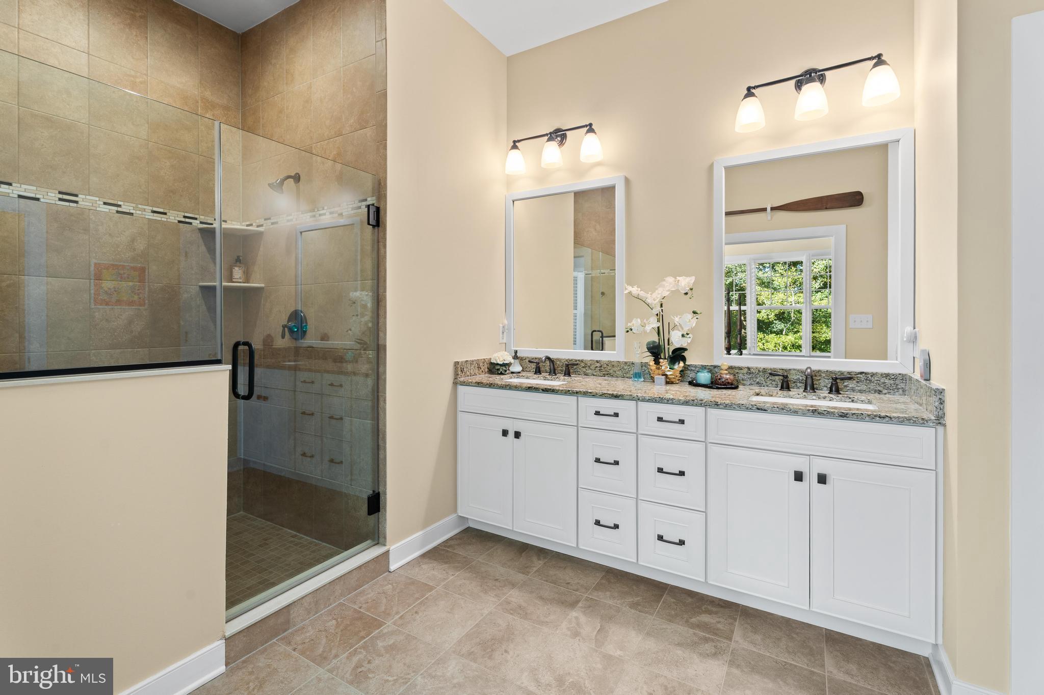 JOHNSONS GLADE - Residential