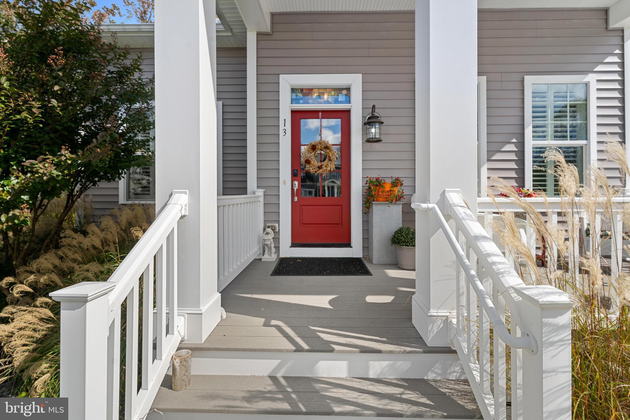 13 JOHNSONS GLADE LANE