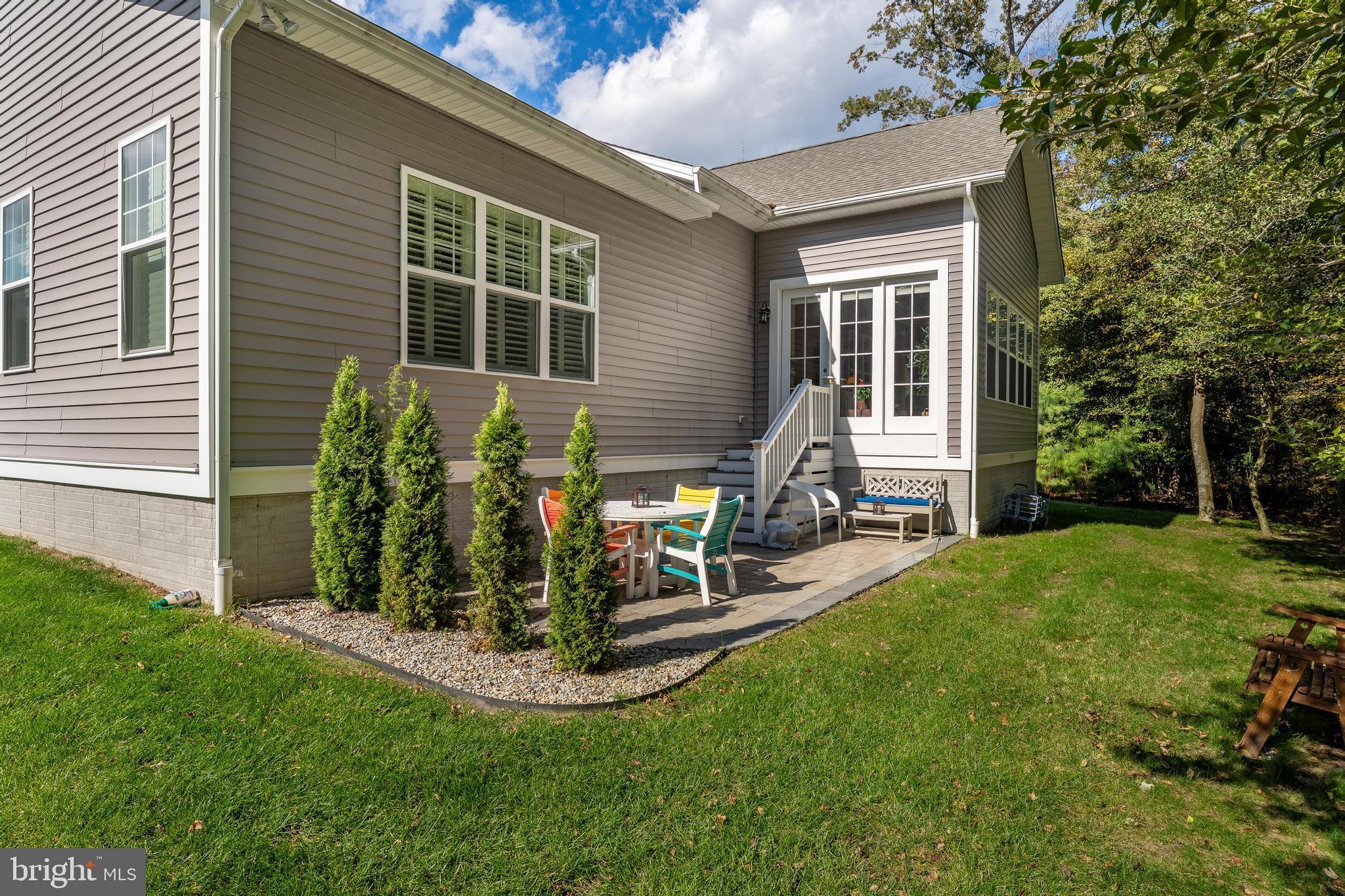 JOHNSONS GLADE - Residential