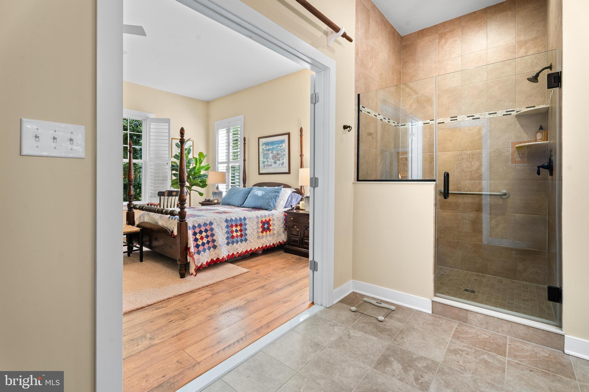 JOHNSONS GLADE - Residential