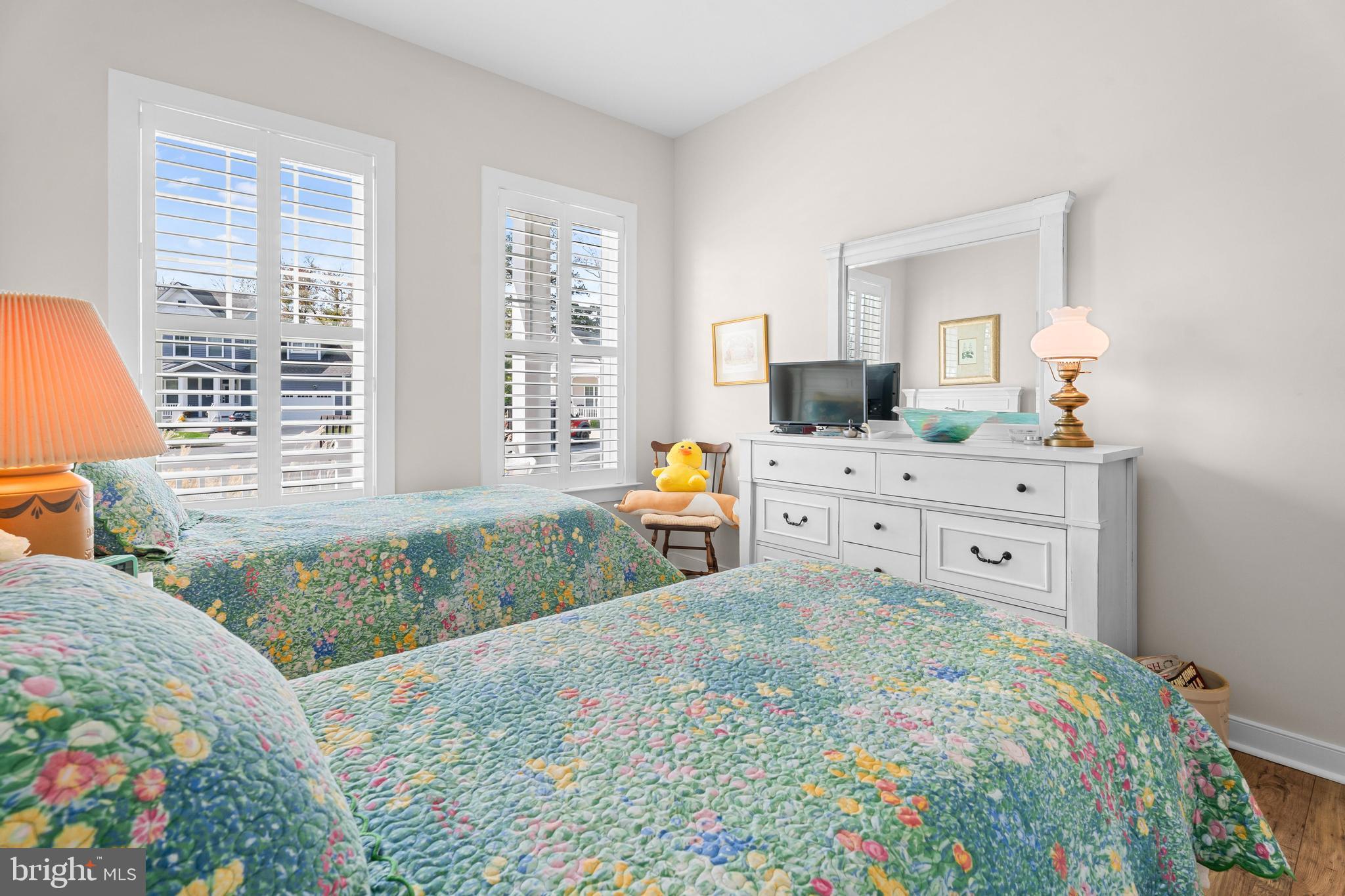 JOHNSONS GLADE - Residential