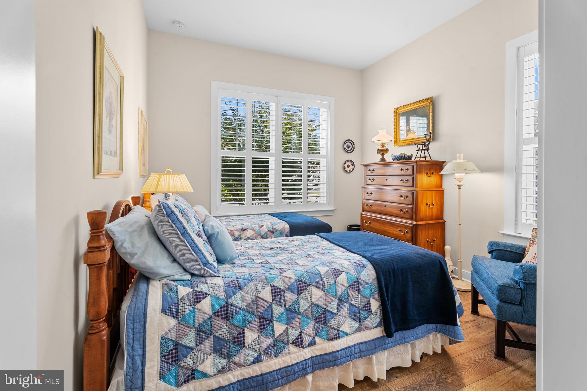 JOHNSONS GLADE - Residential