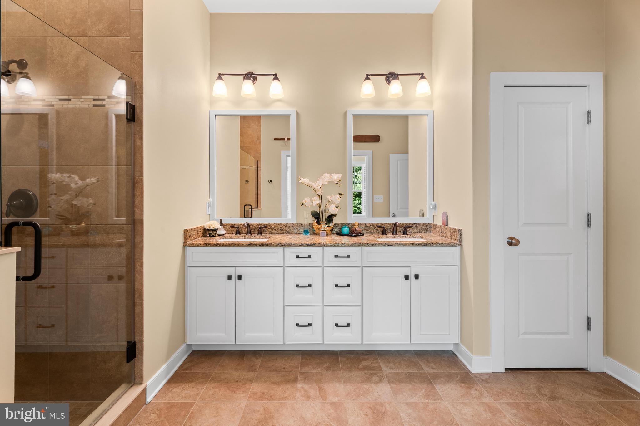 JOHNSONS GLADE - Residential