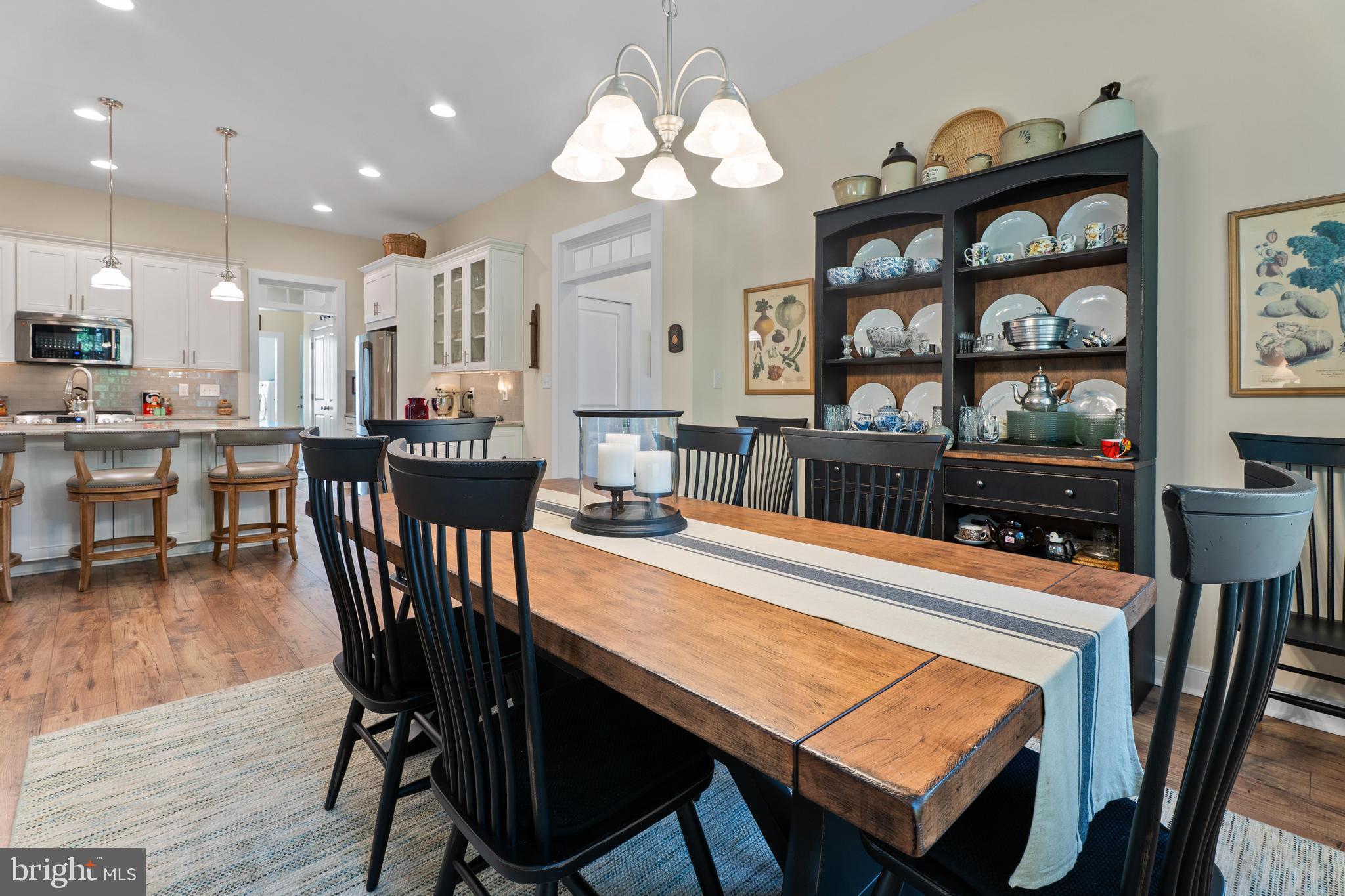 JOHNSONS GLADE - Residential