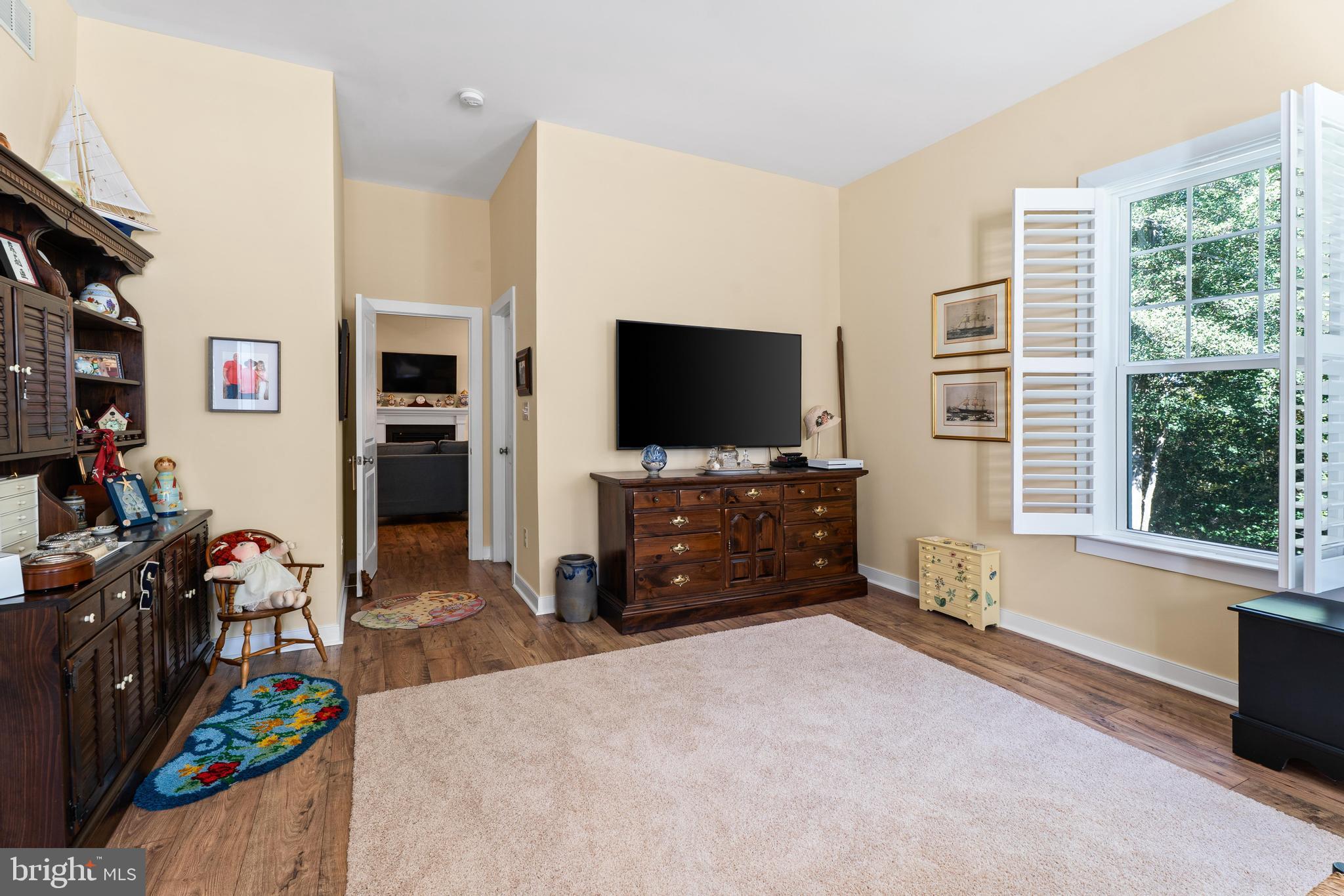 JOHNSONS GLADE - Residential