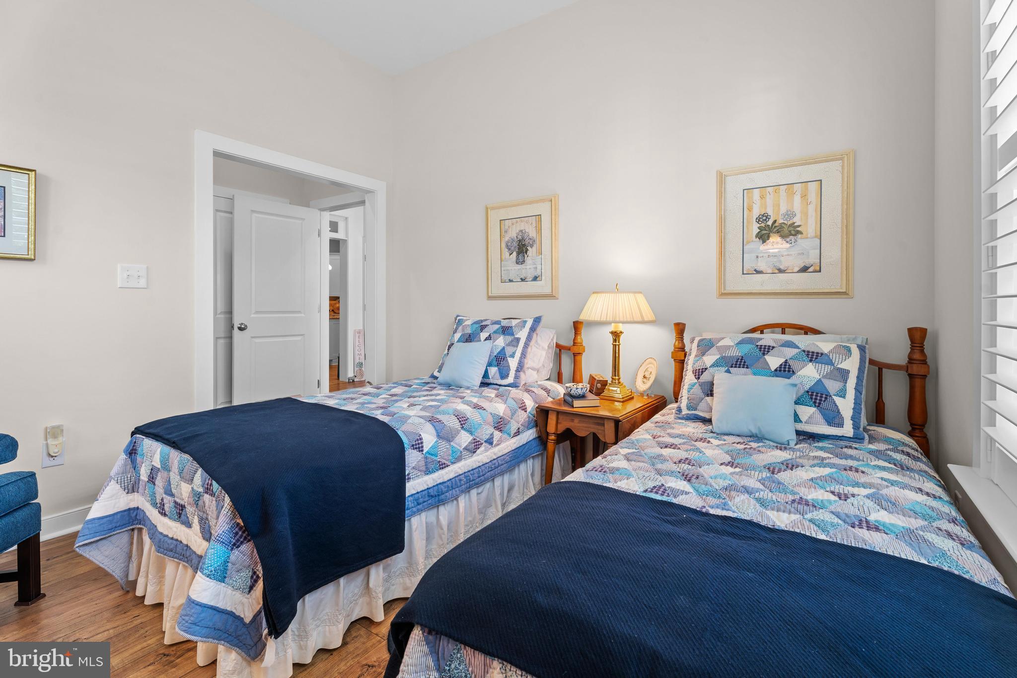 JOHNSONS GLADE - Residential