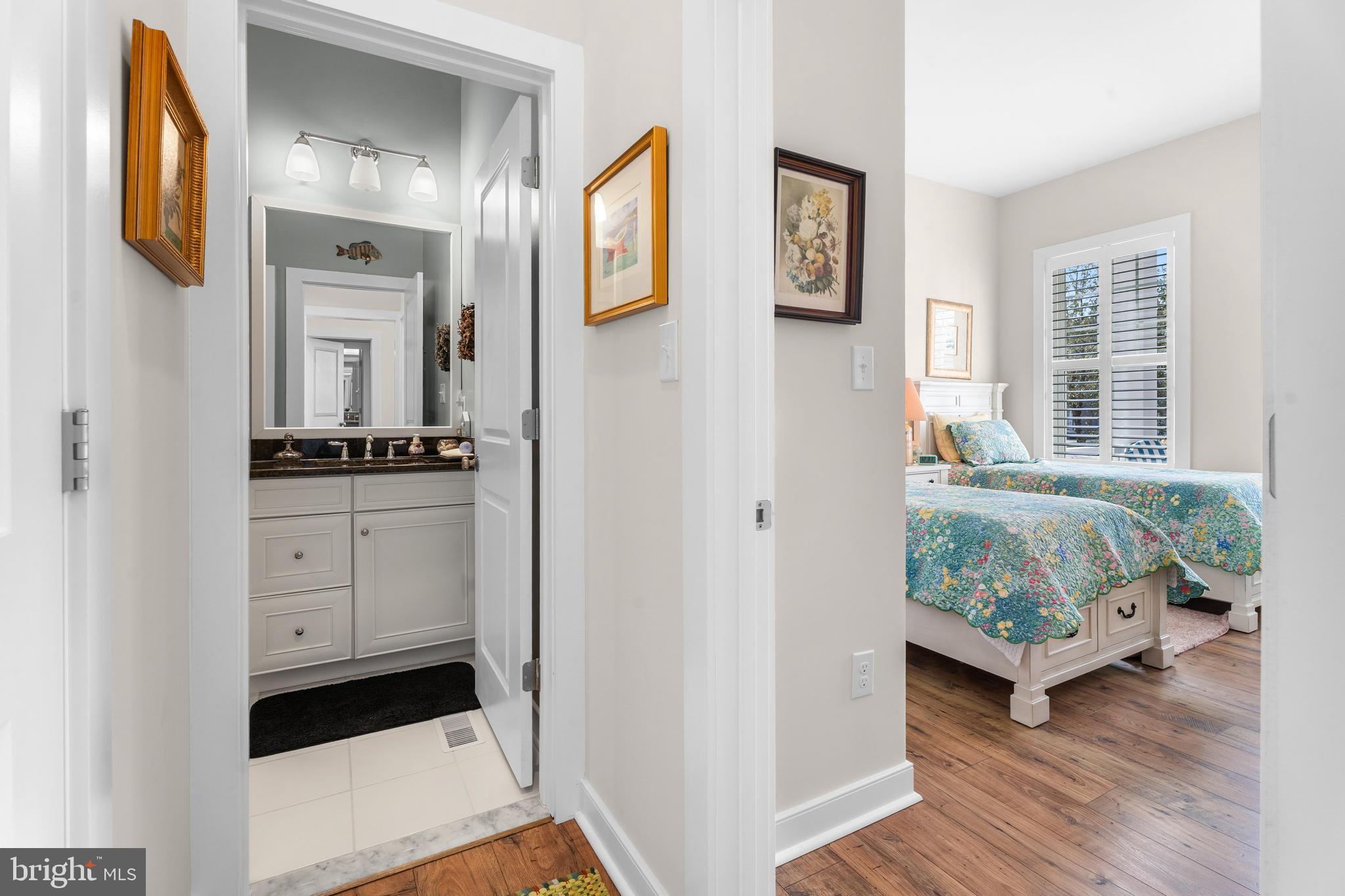 JOHNSONS GLADE - Residential